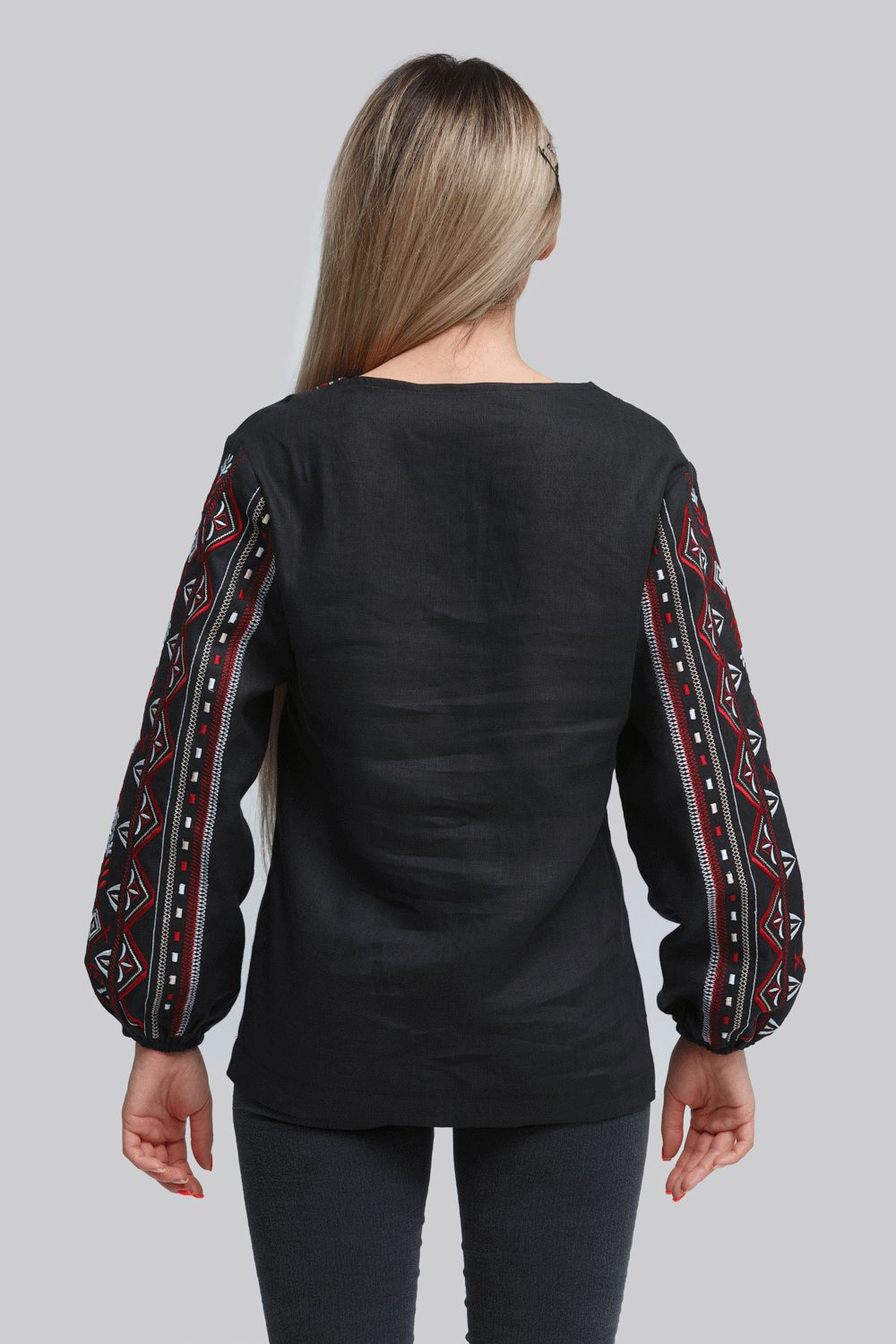 Жіноча вишиванка блуза Black