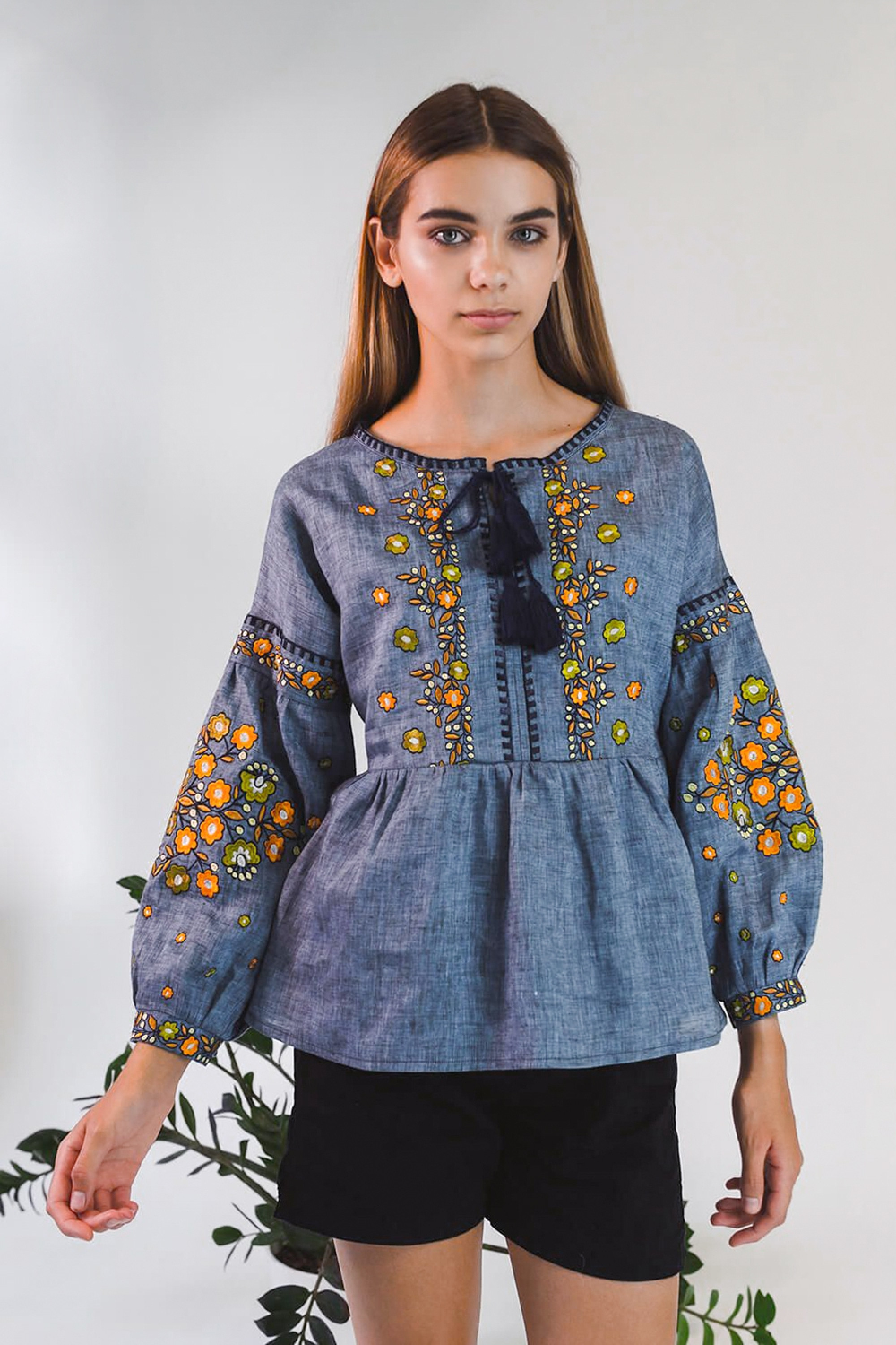 Жіноча вишиванка блуза Denim