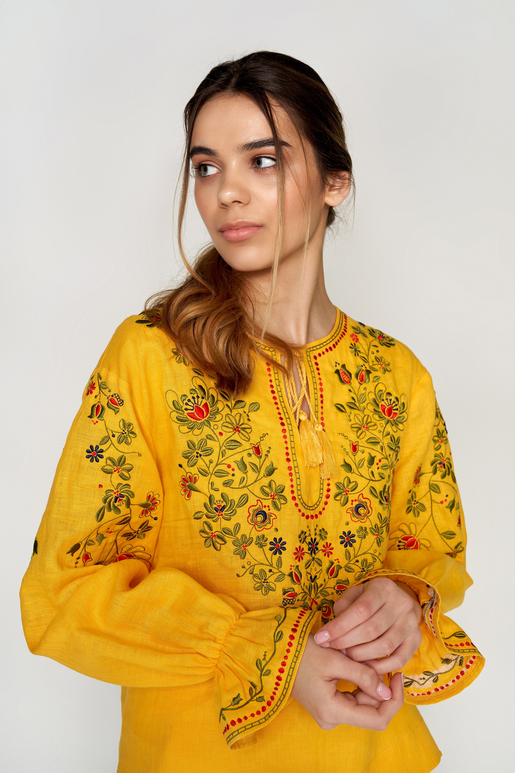  Жіноча вишита блуза Yellow