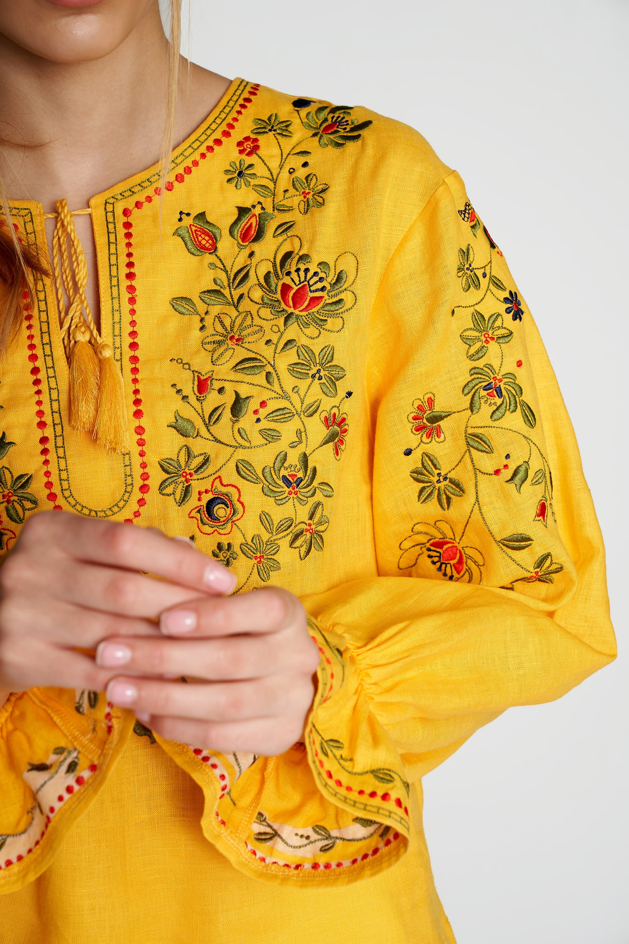 Жіноча вишита блуза Yellow