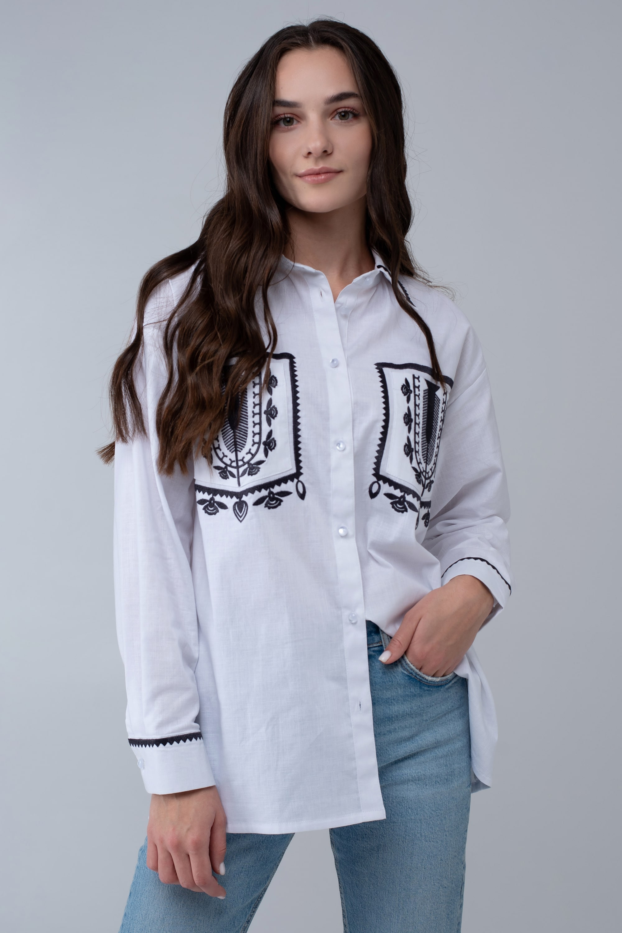 Жіноча вишита сорочка White