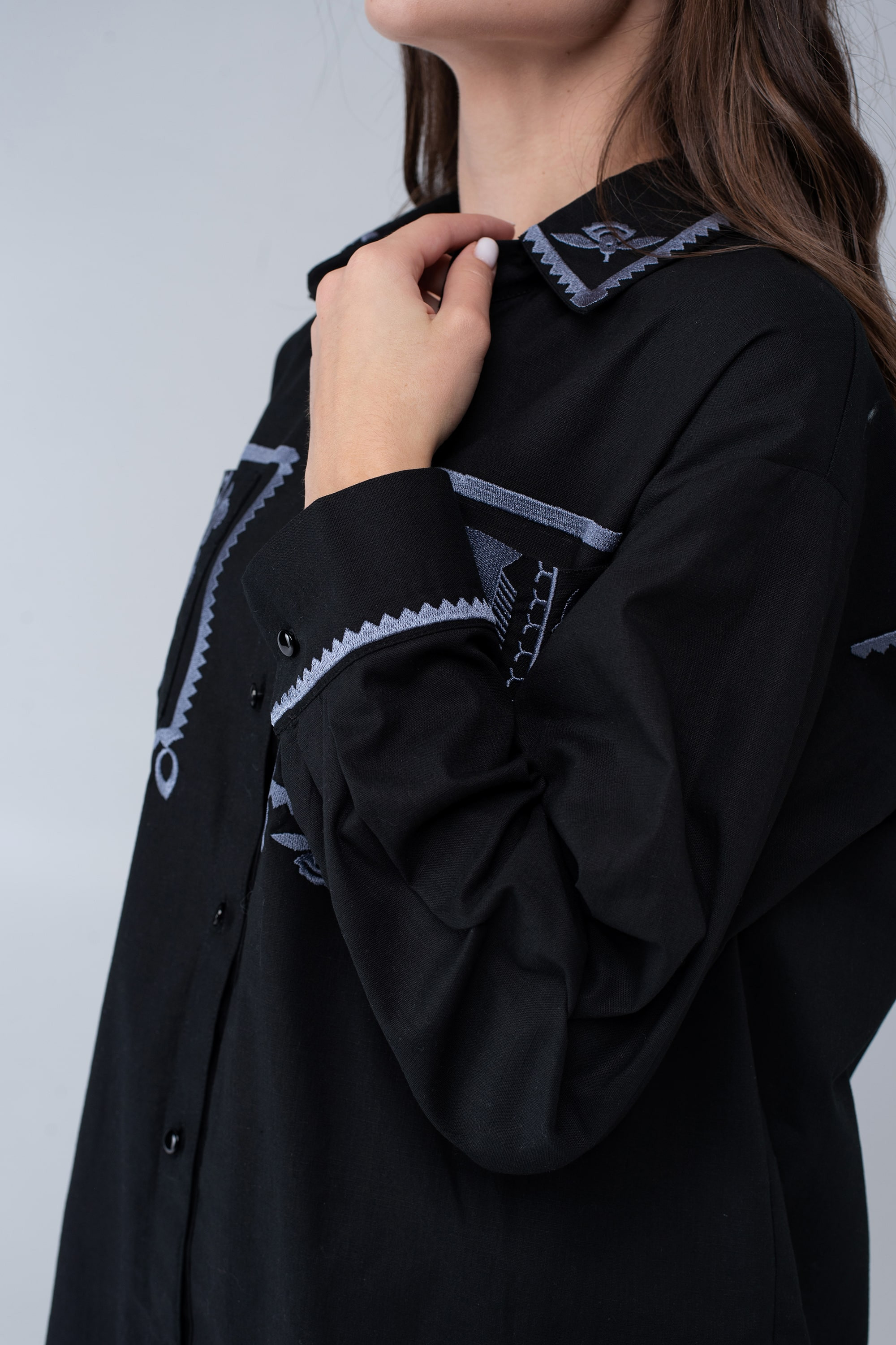 Жіноча вишита сорочка Black