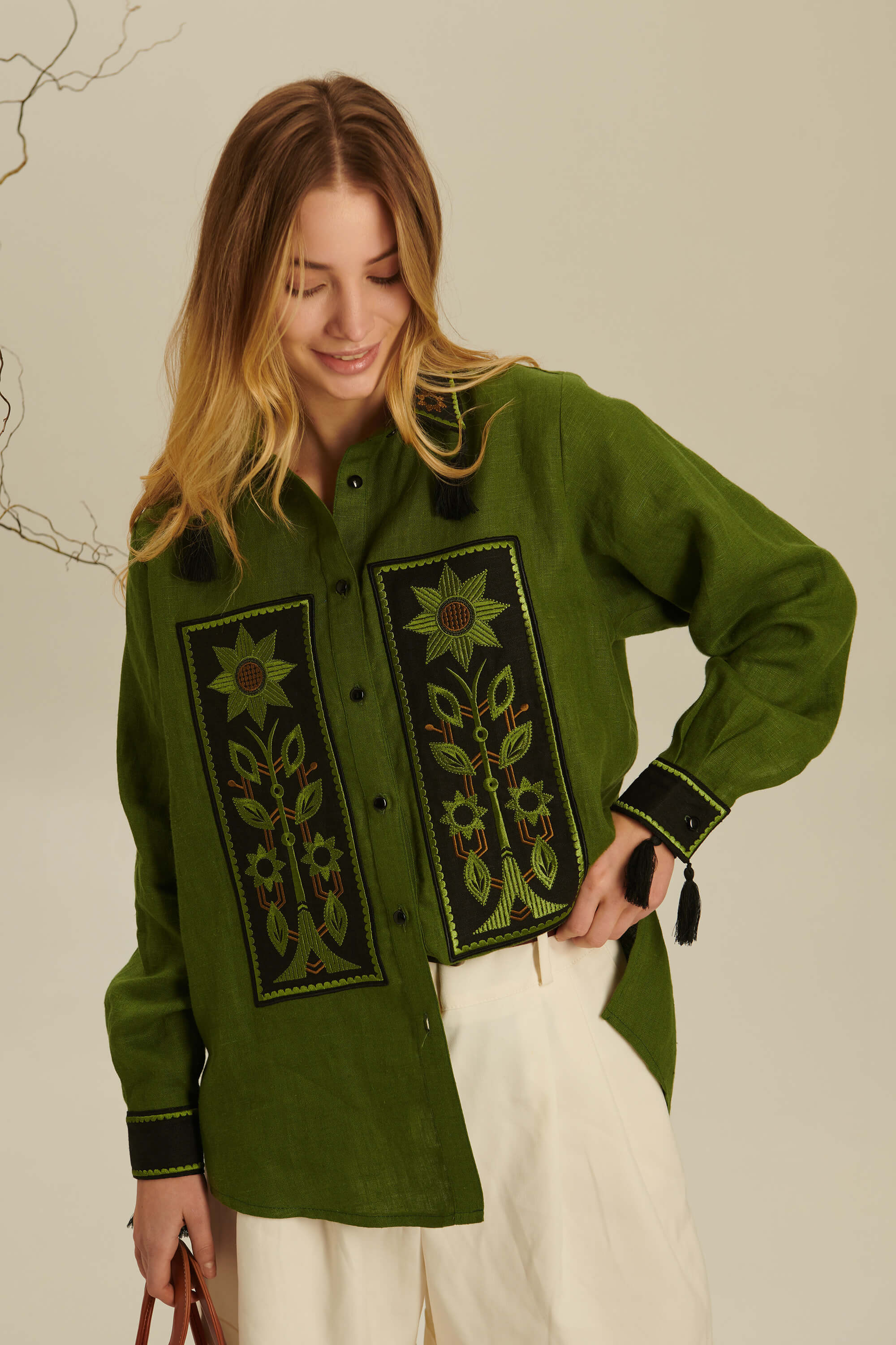 Women's linen embroidered Dreams 1