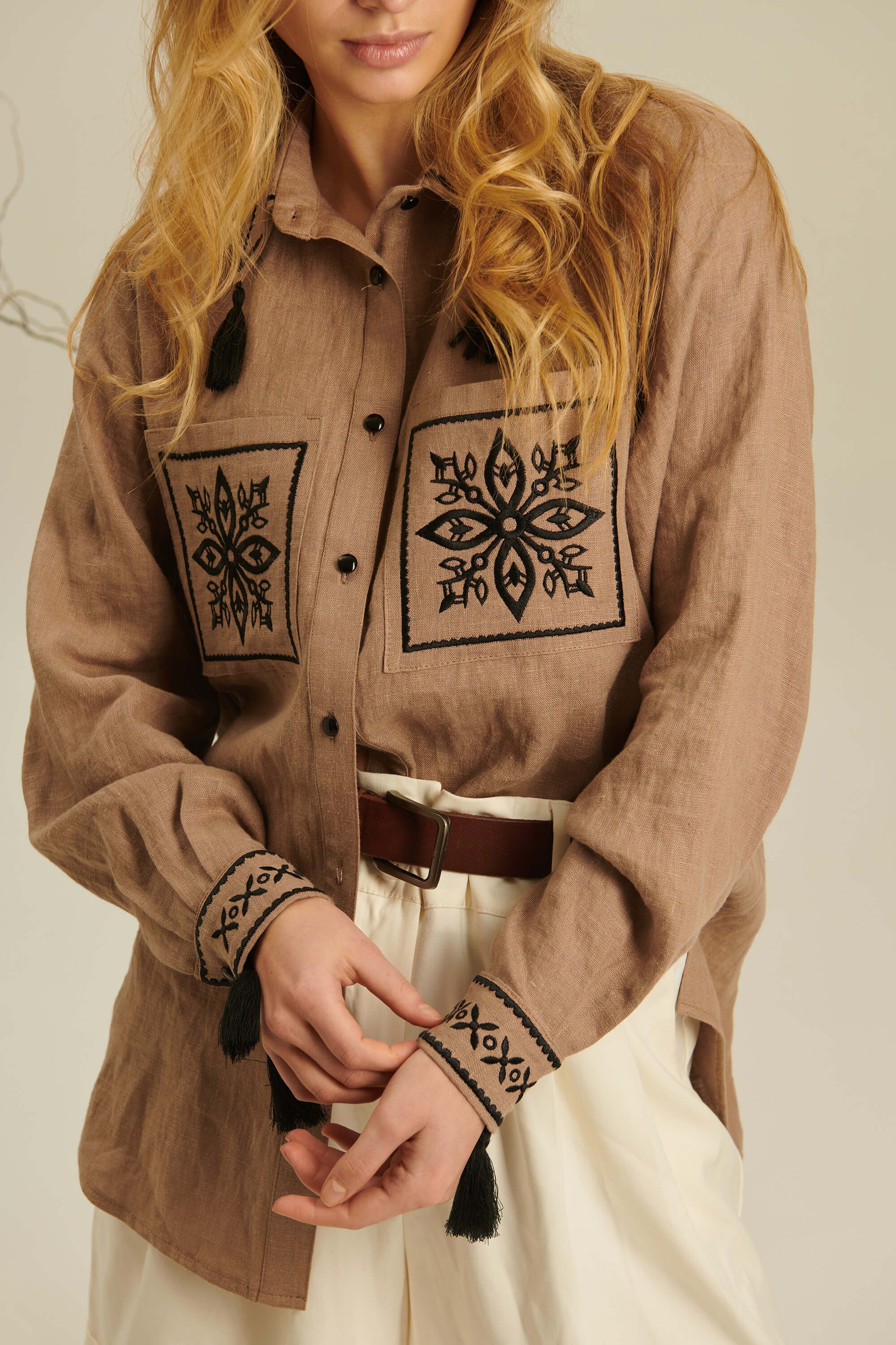 Women's linen embroidered Flower | S | 42-44