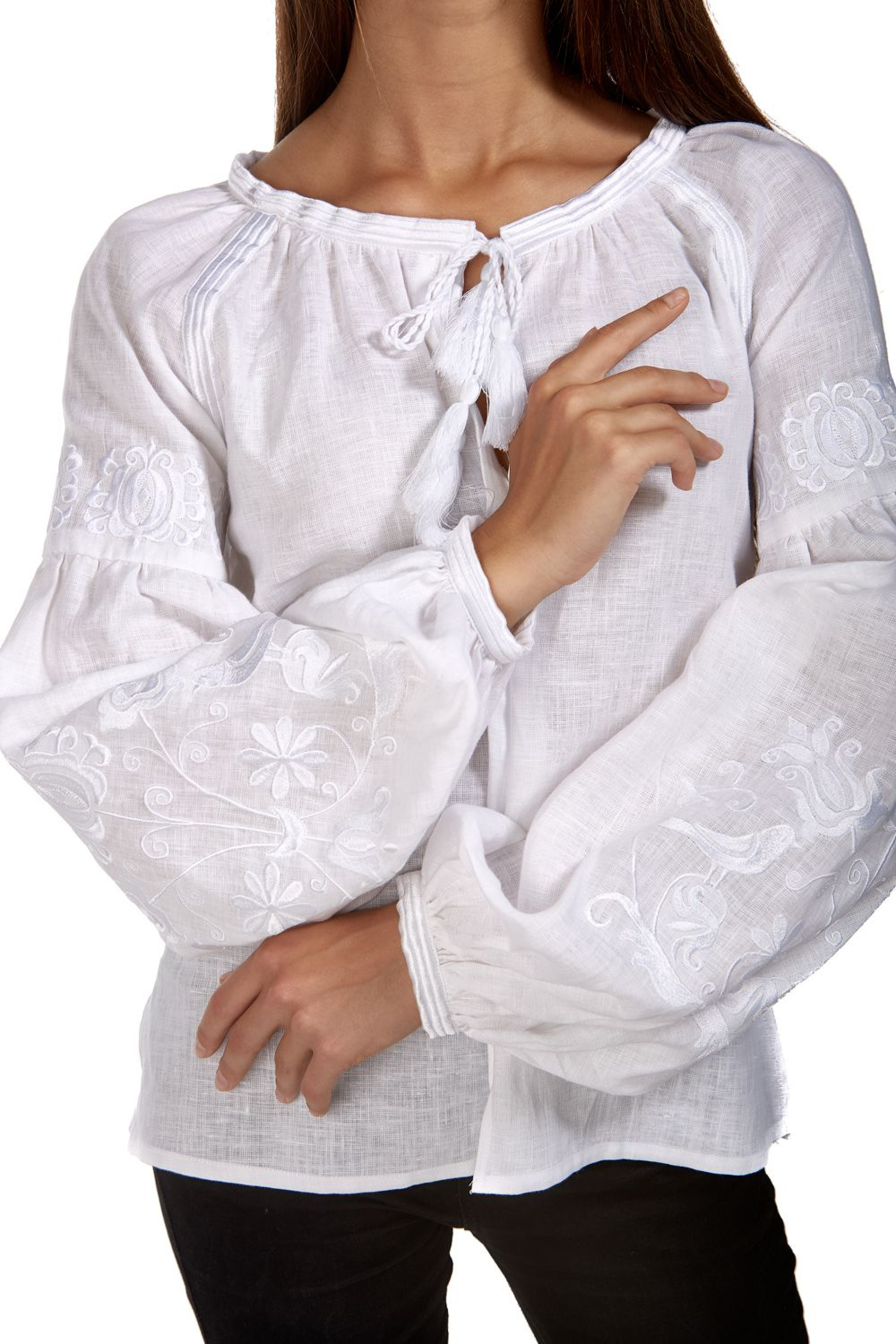 Women's white blouse, with white embroidery White | S | 42-44