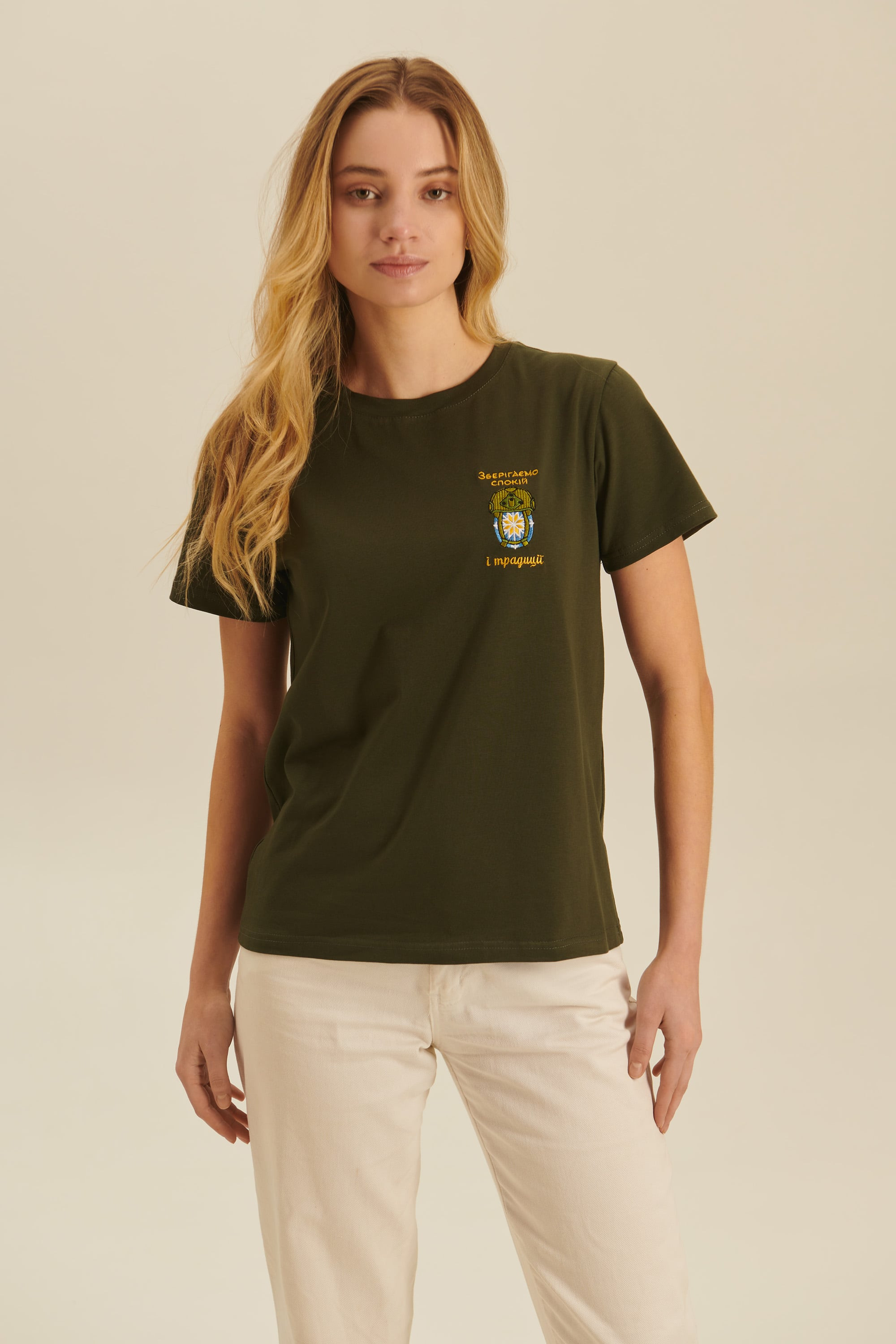 Woman embroidered T-shirt Зберігаємо спокій та традиції 4