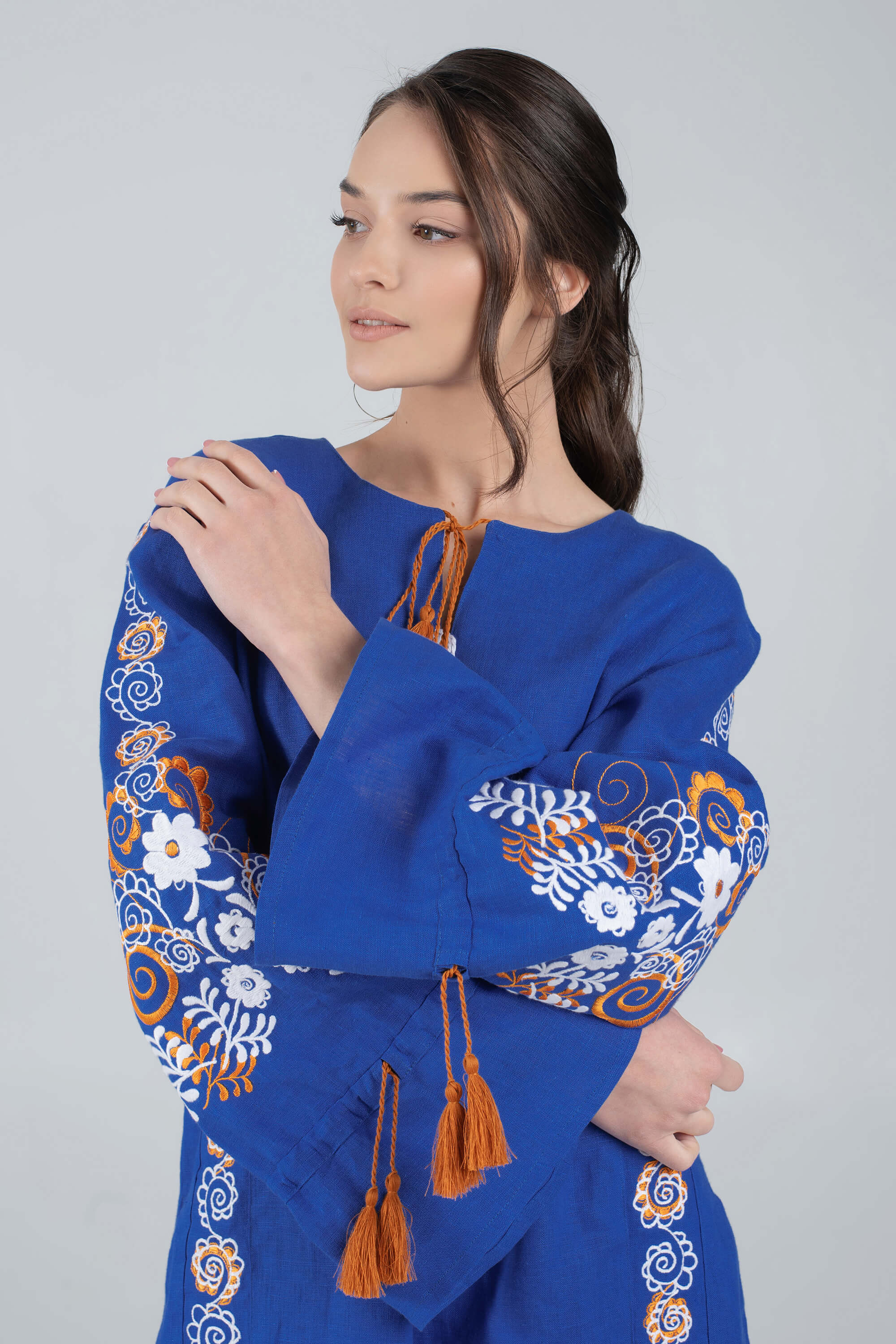 Women's embroidered dress blue Women's embroidered dress blue
