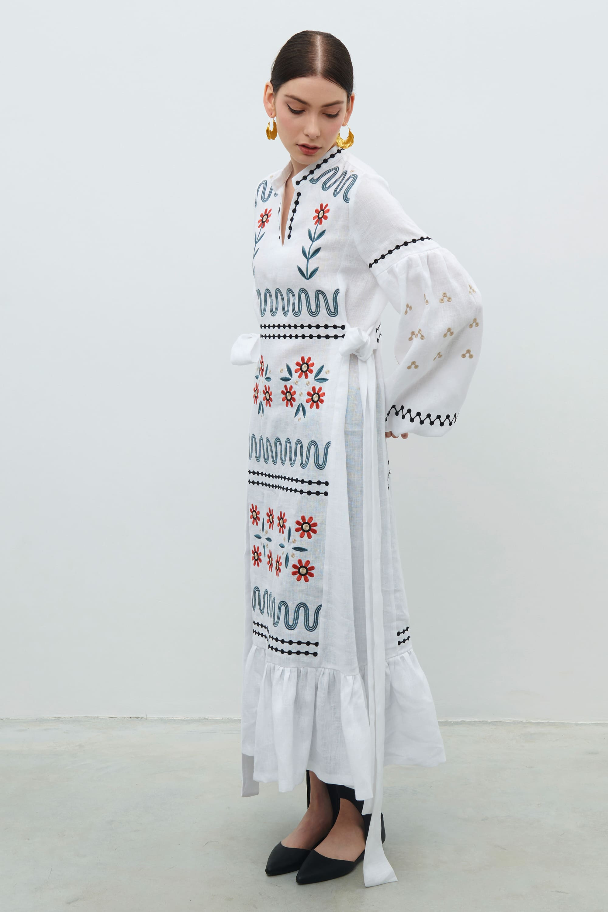Long embroidered white linen dress Rozkvyt | S | 42-44