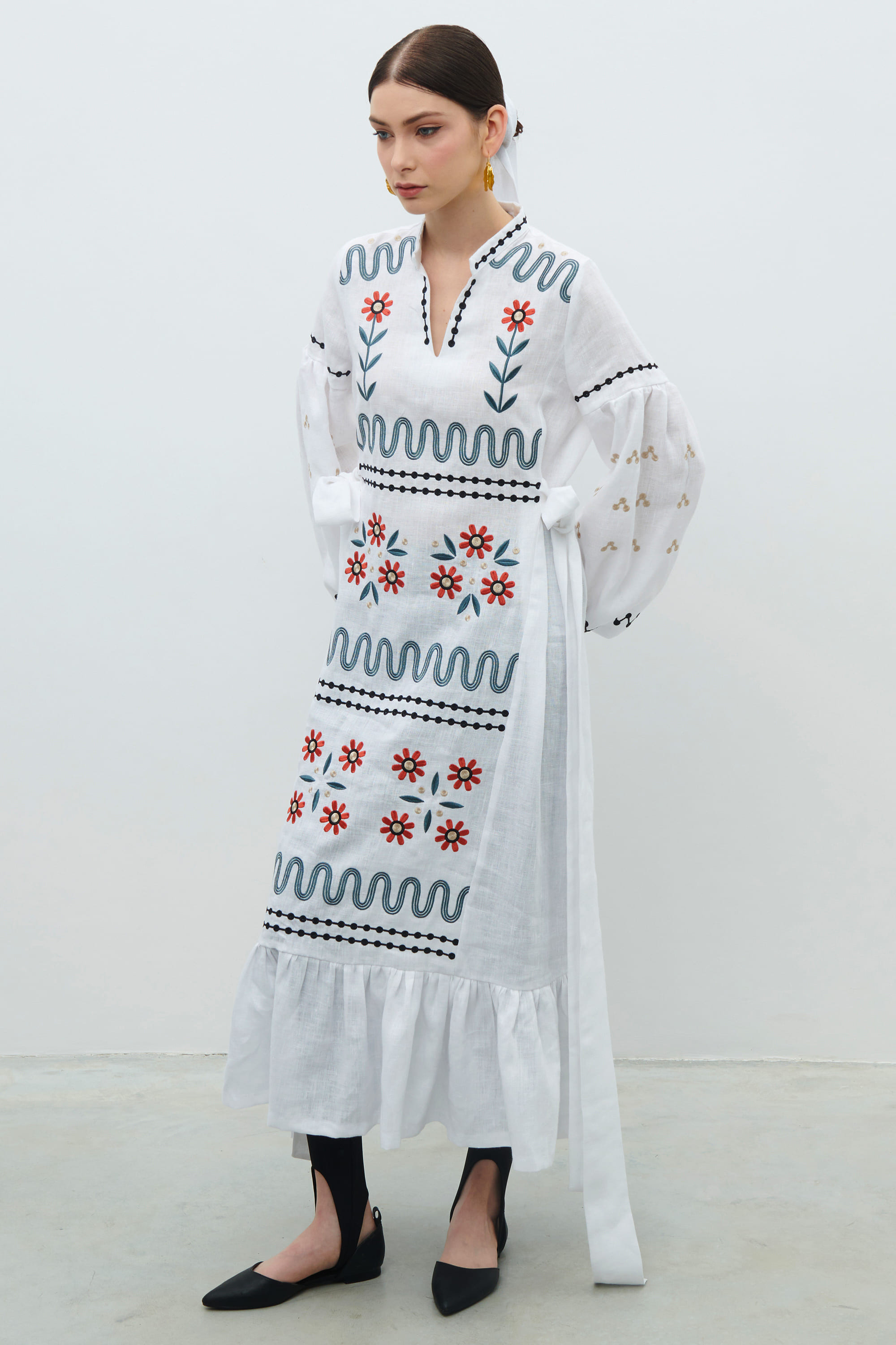 Long embroidered white linen dress Rozkvyt | S | 42-44