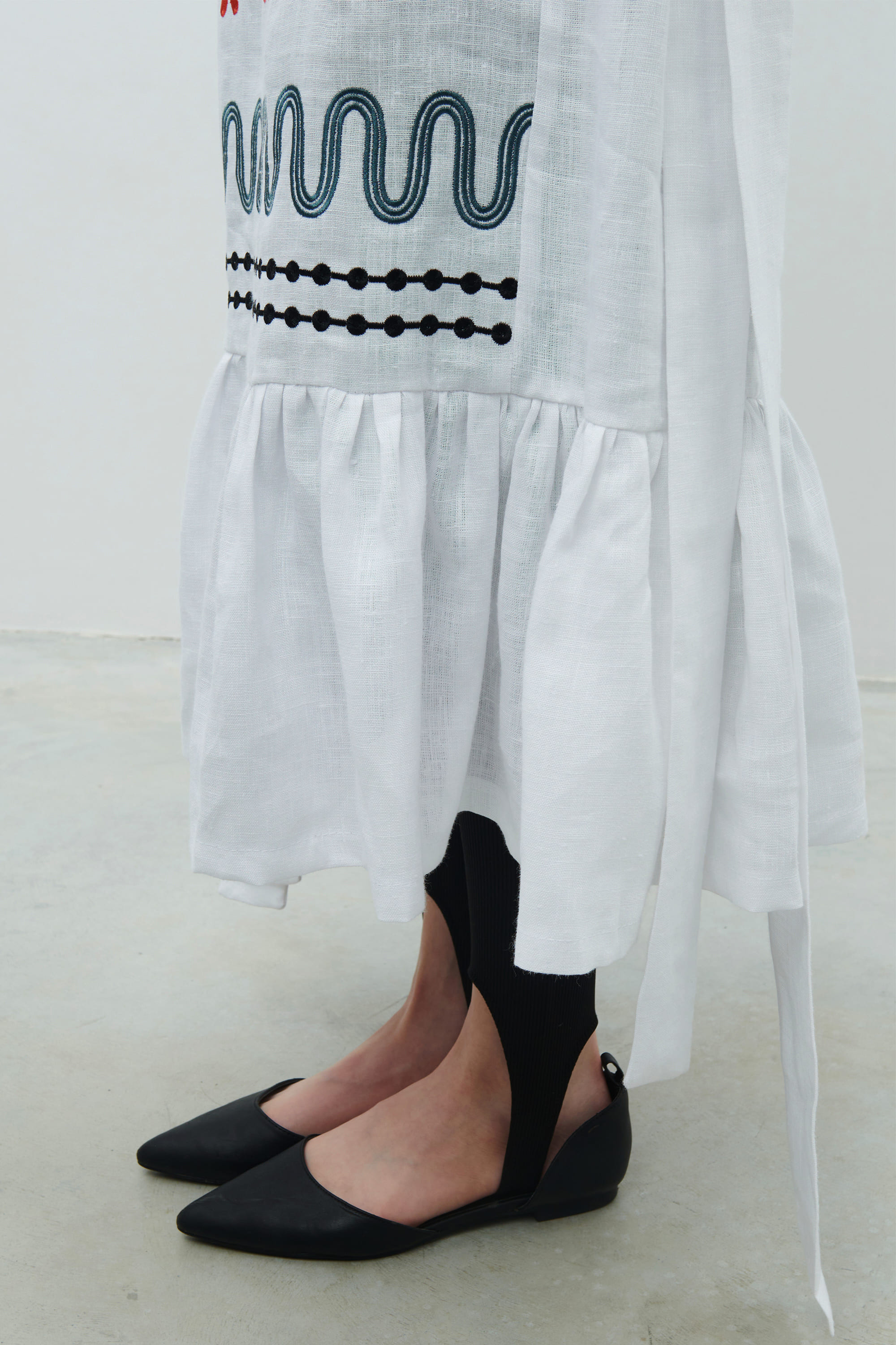 Long embroidered white linen dress Rozkvyt
