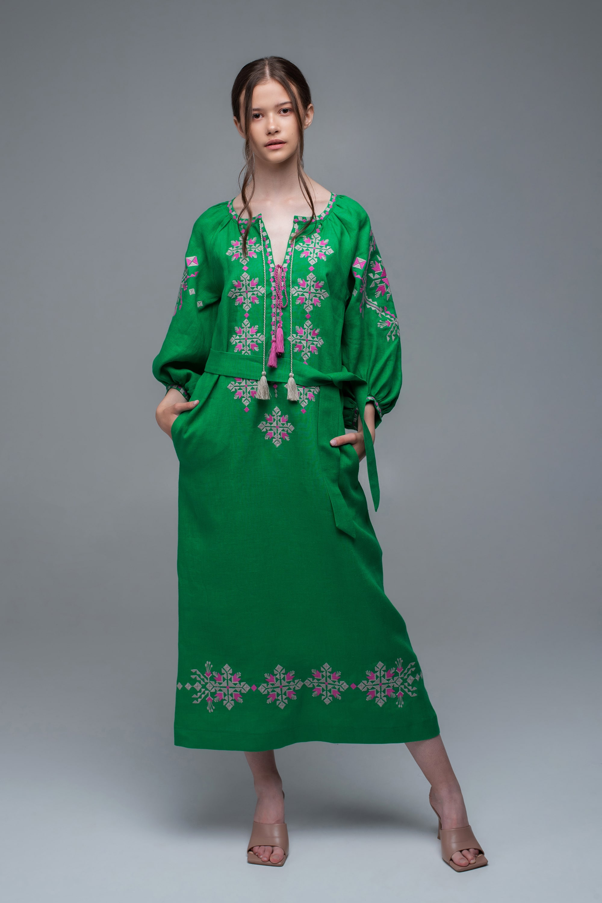 Women's embroidered dress Green Women's embroidered dress Green