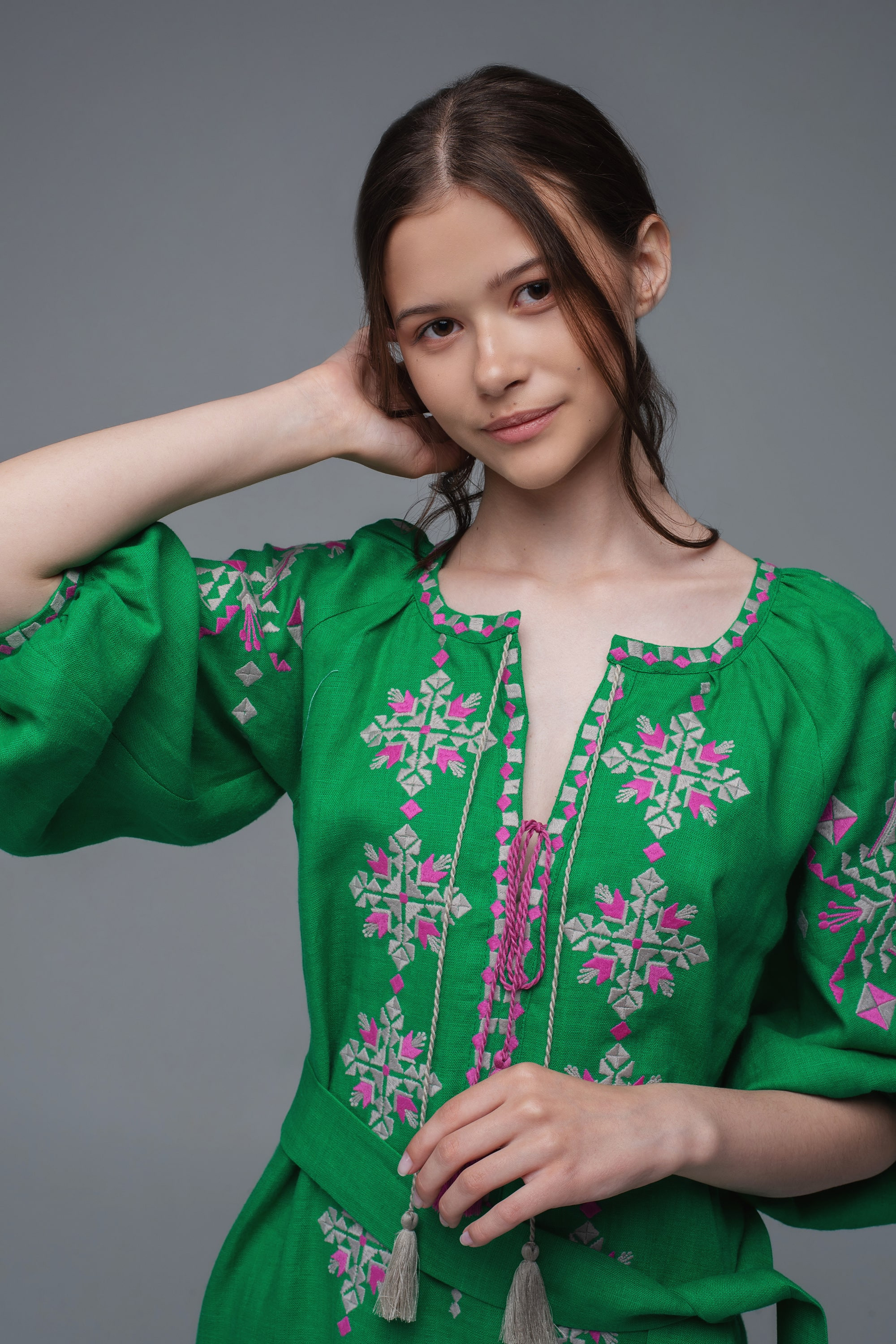 Жіноча вишита сукня Green