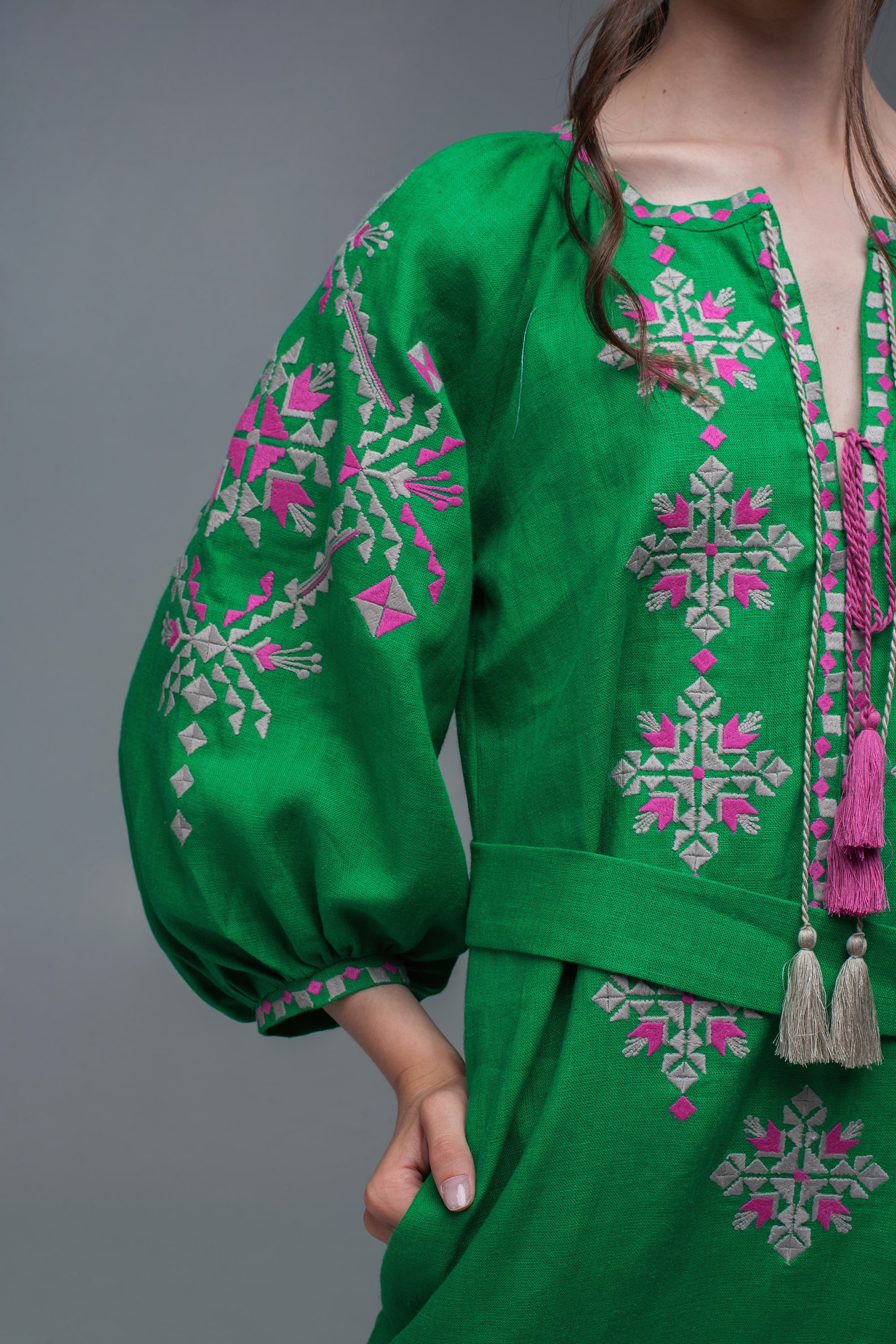 Жіноча вишита сукня Green
