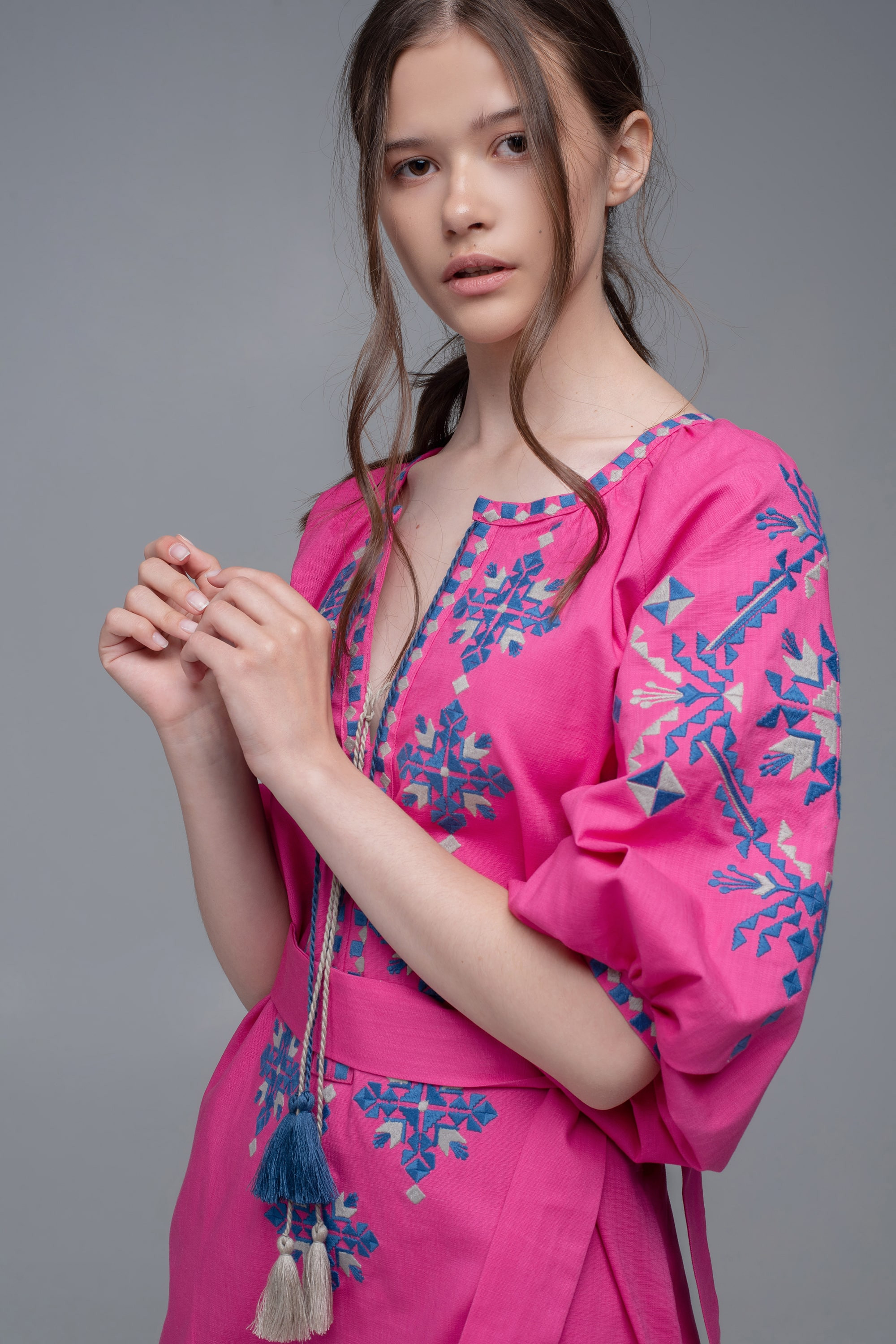 Жіноча вишита сукня Pink
