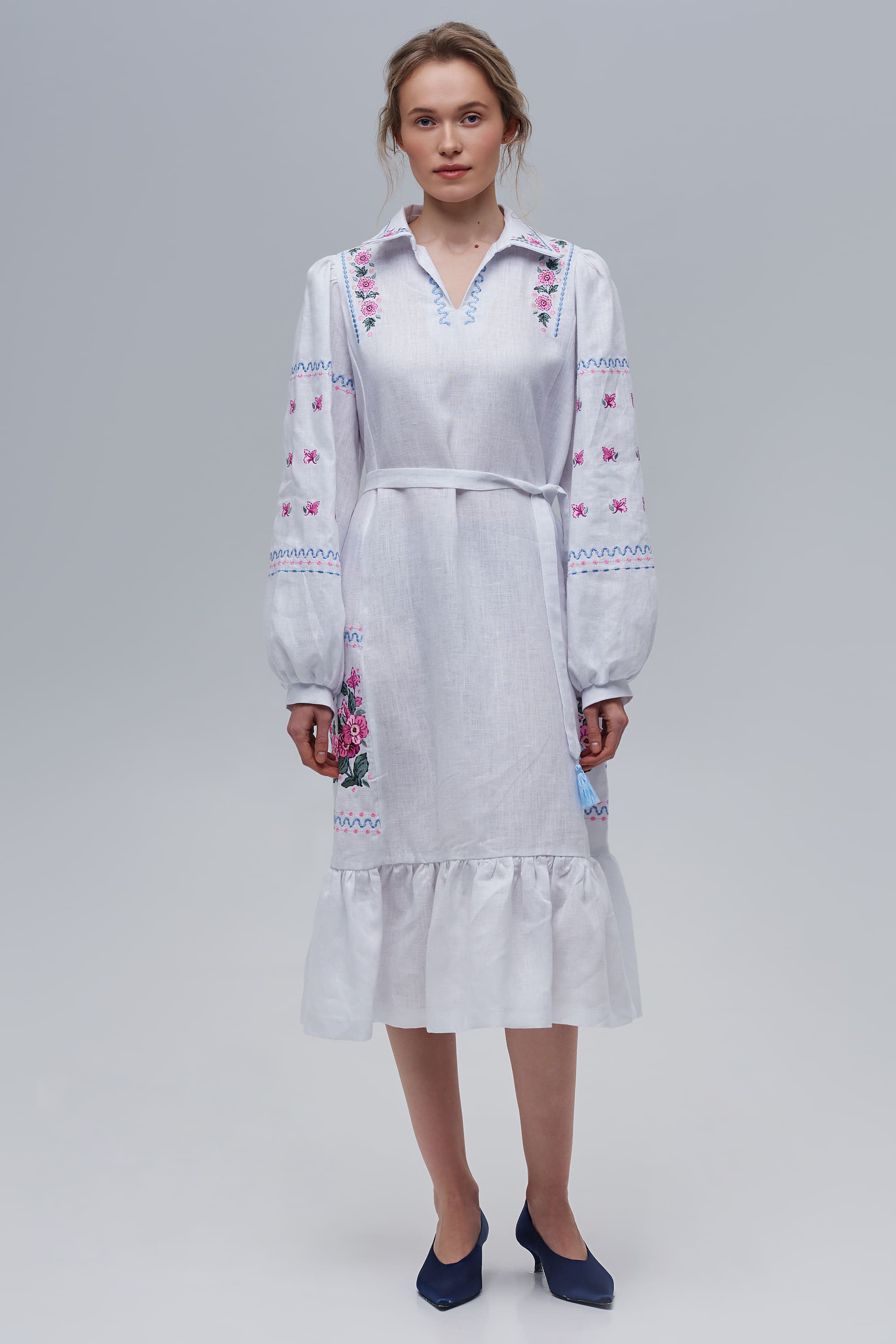 Embroidered white linen dress Rosehip