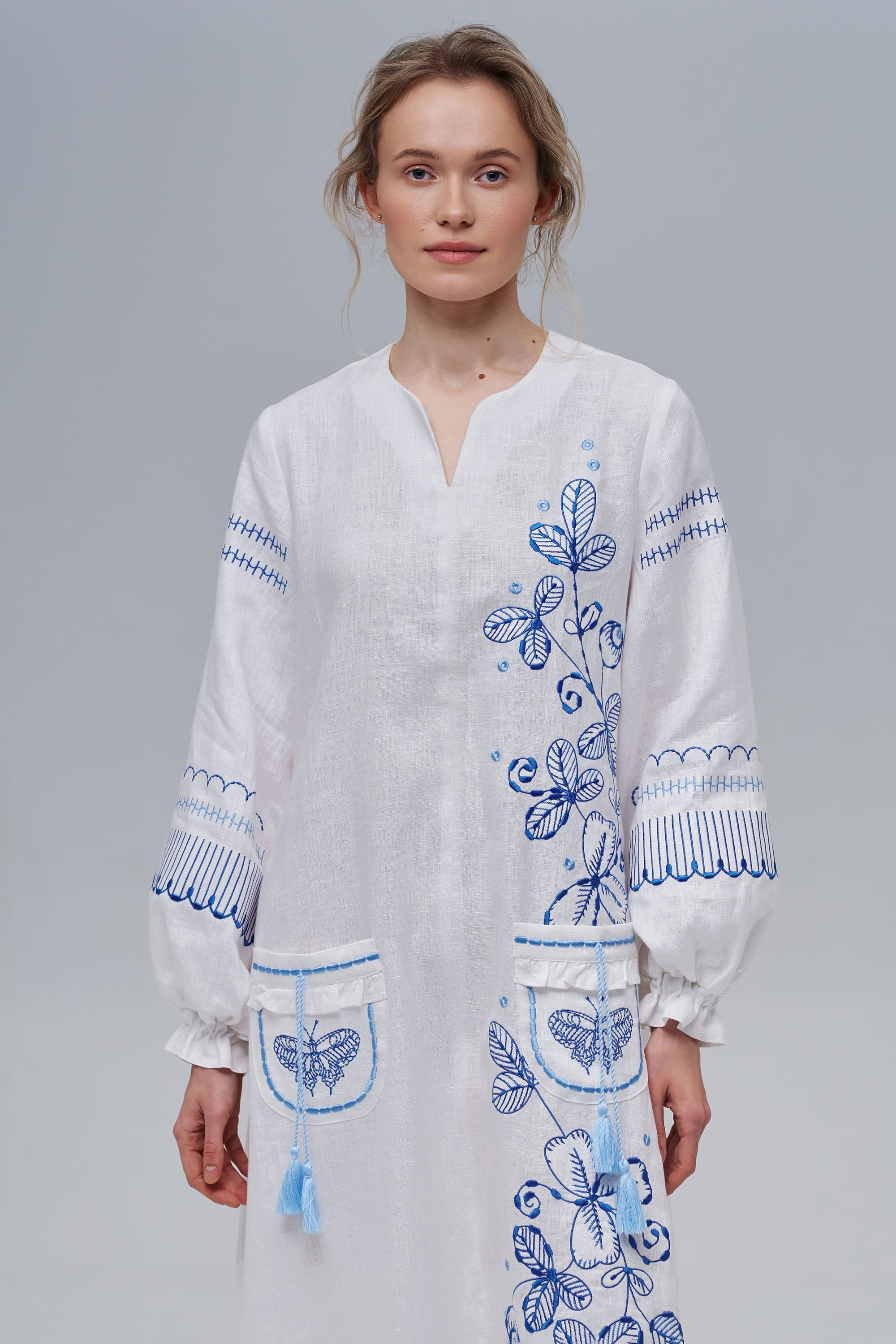 Embroidered white linen dress Butterfly | S | 42-44