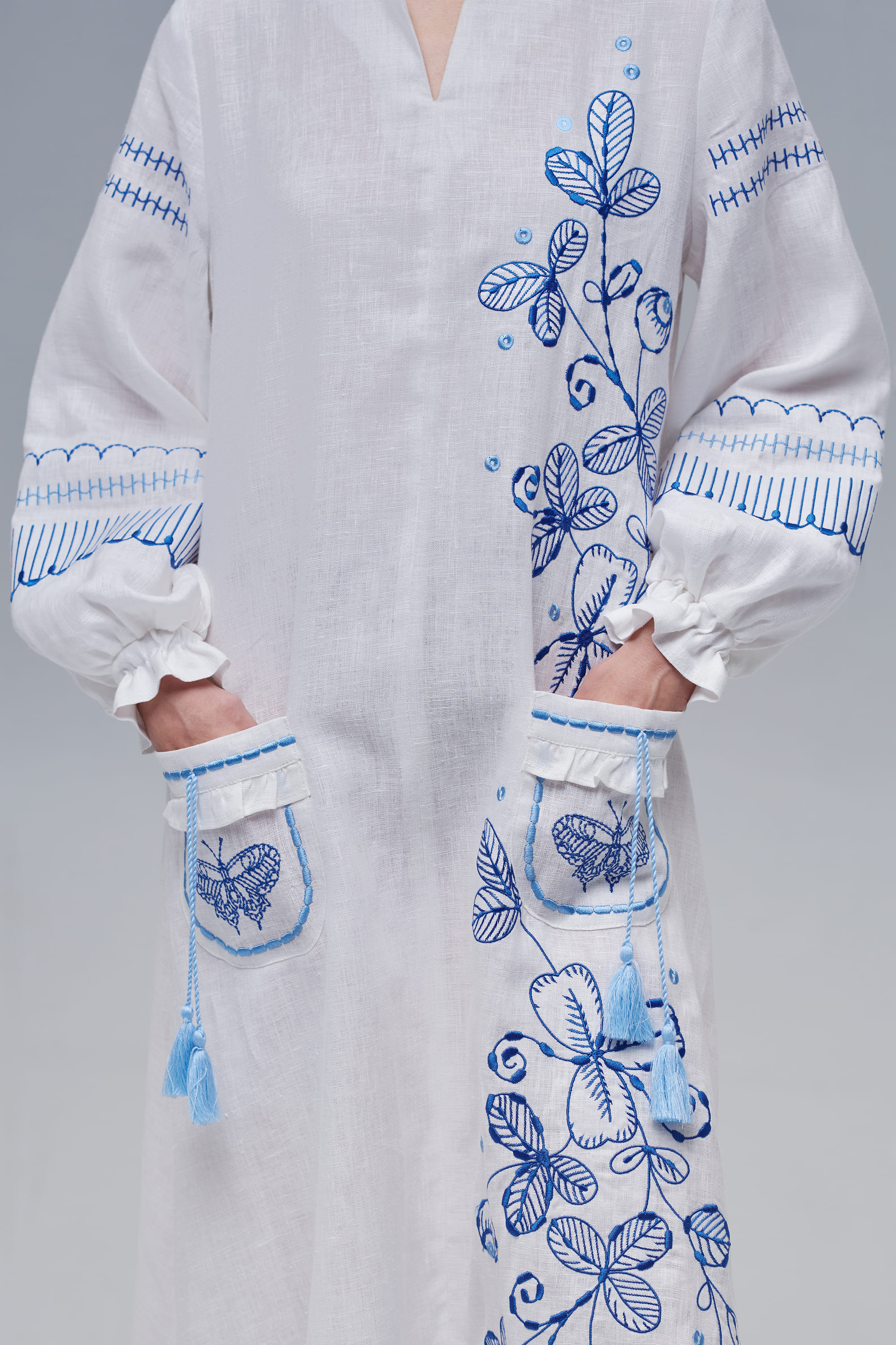 Embroidered white linen dress Butterfly | S | 42-44