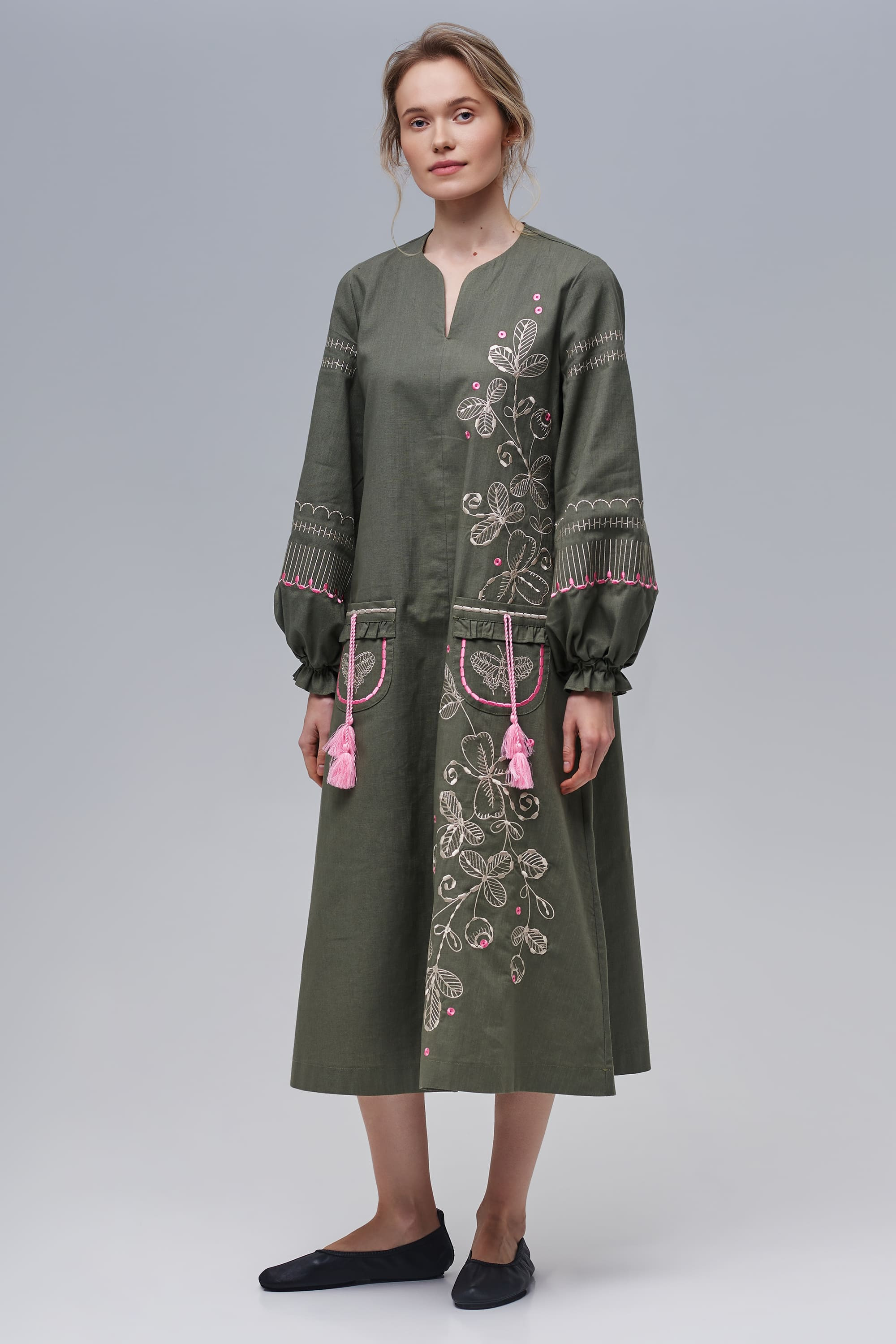 Embroidered linen dress khaki Butterfly | S | 42-44