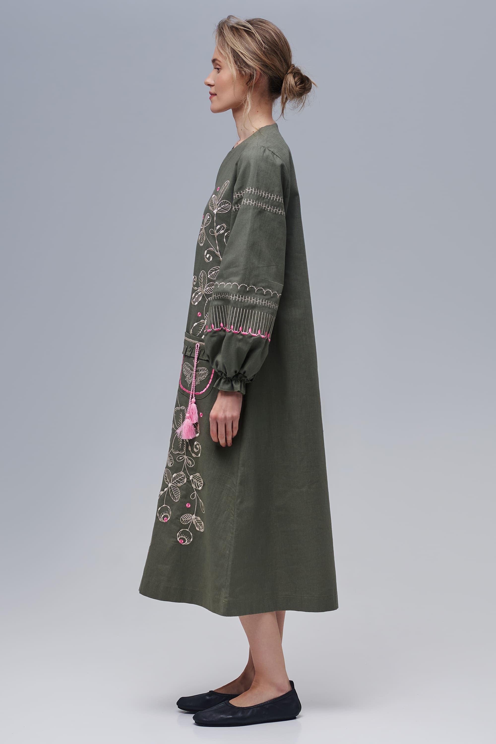 Embroidered linen dress khaki Butterfly