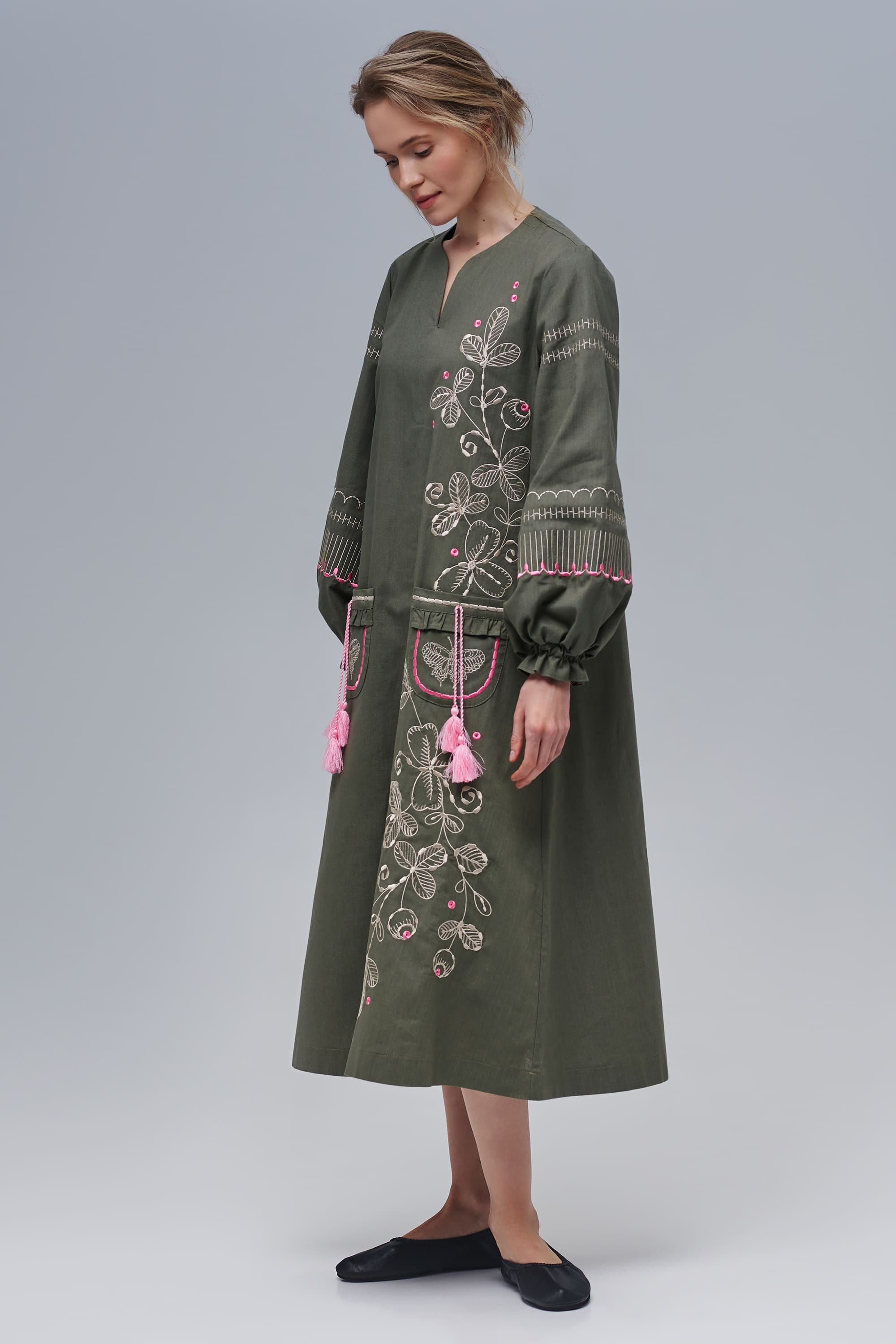 Embroidered linen dress khaki Butterfly | S | 42-44
