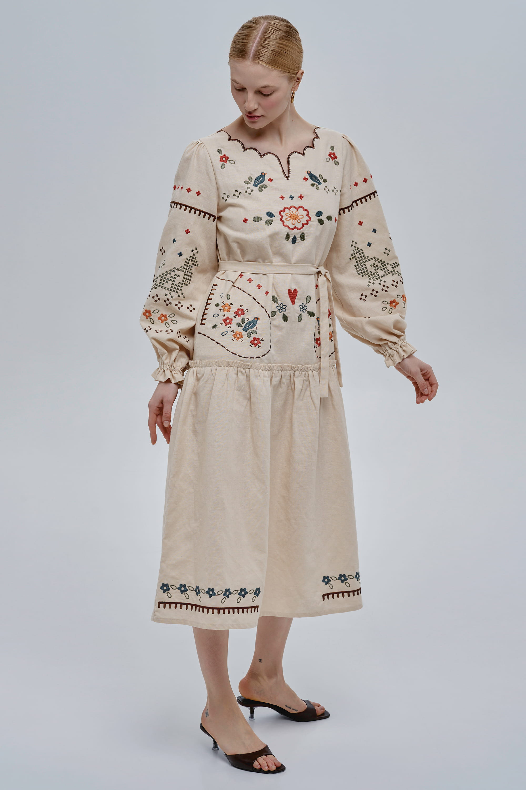 Embroidered beige linen dress My Love | XS | 40-42