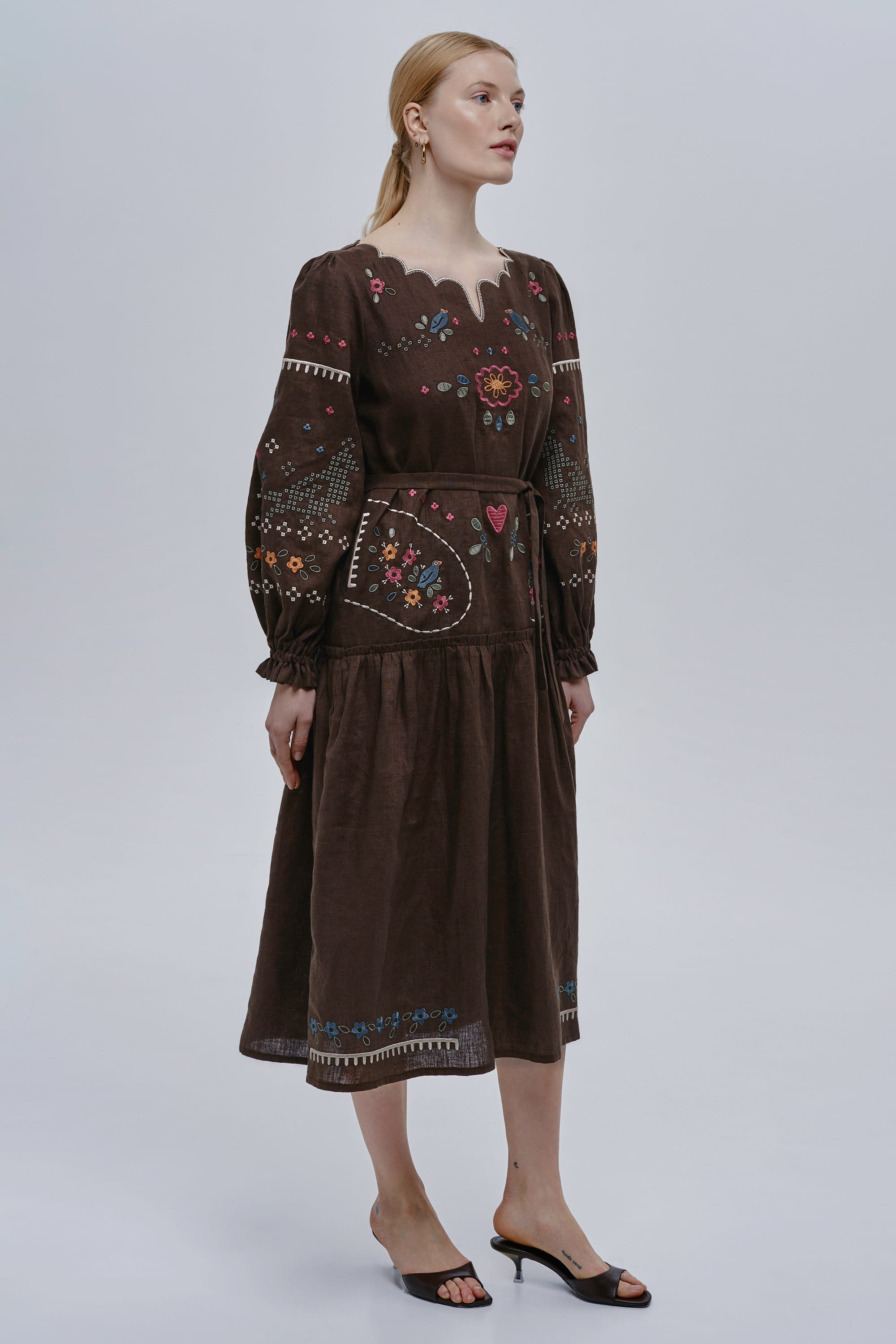 Embroidered brown linen dress My Love | XS | 40-42