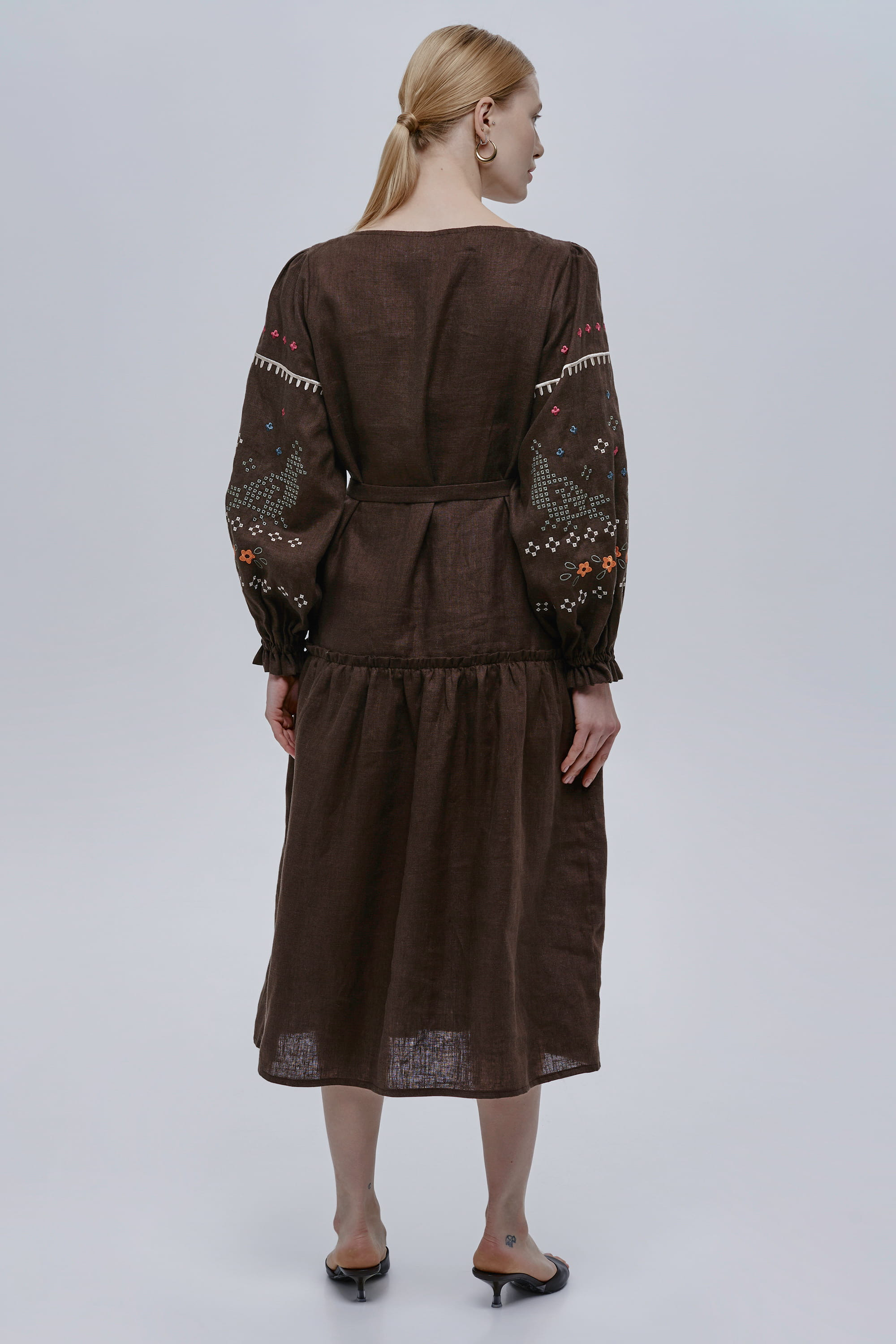 Embroidered brown linen dress My Love | XS | 40-42