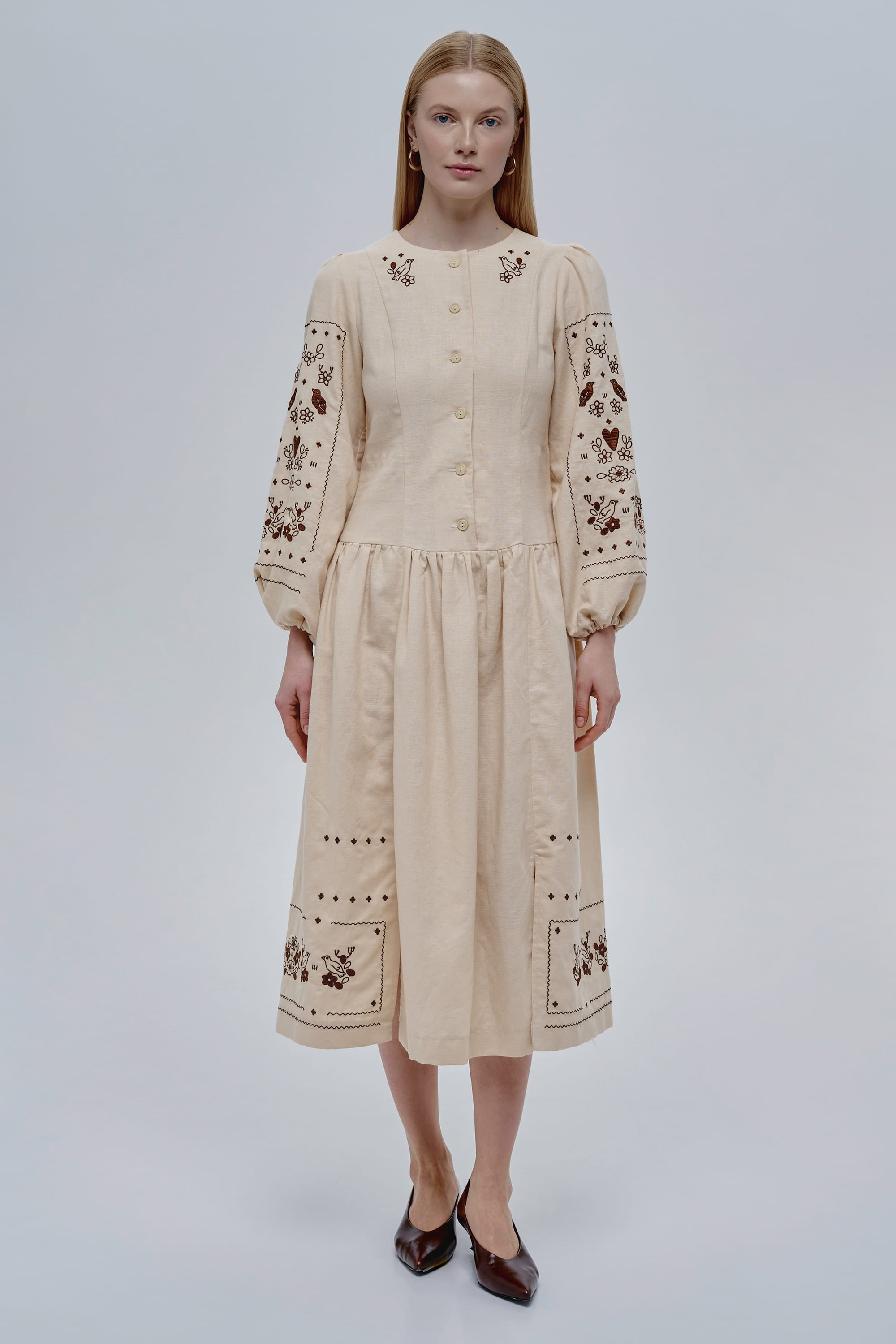 Embroidered beige linen dress Serdenko