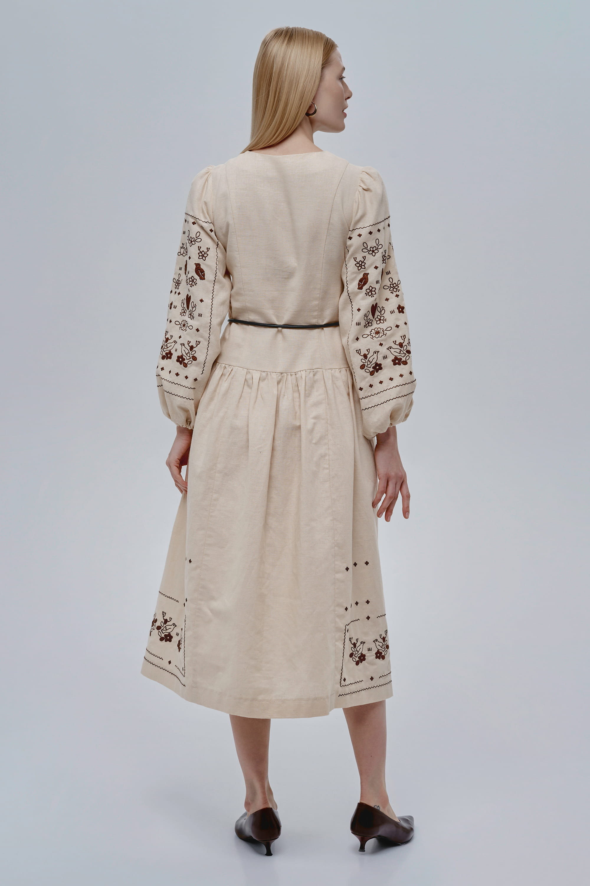 Embroidered beige linen dress Serdenko | XS | 40-42
