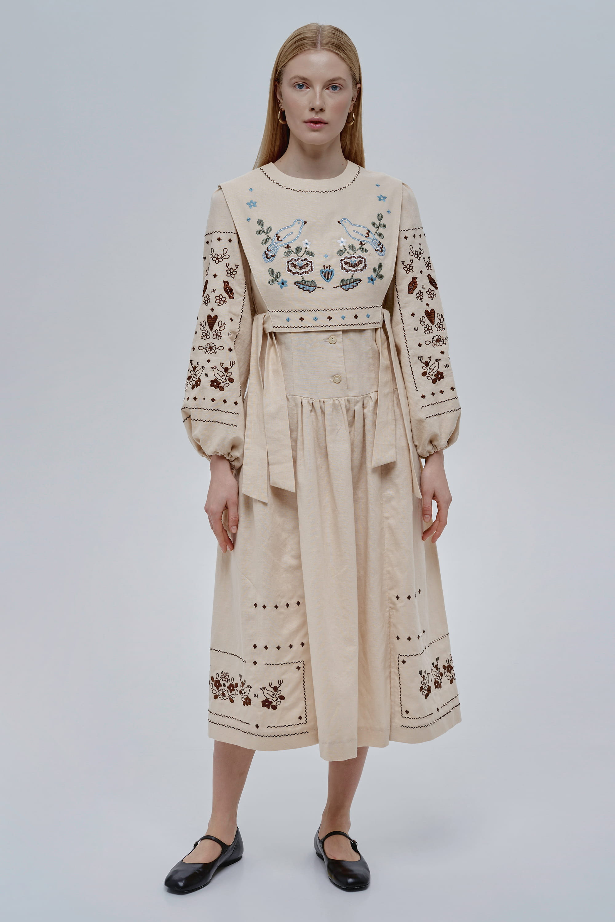 Embroidered Guli-Guli set kamizelka and dress Embroidered Guli-Guli set kamizelka and dress