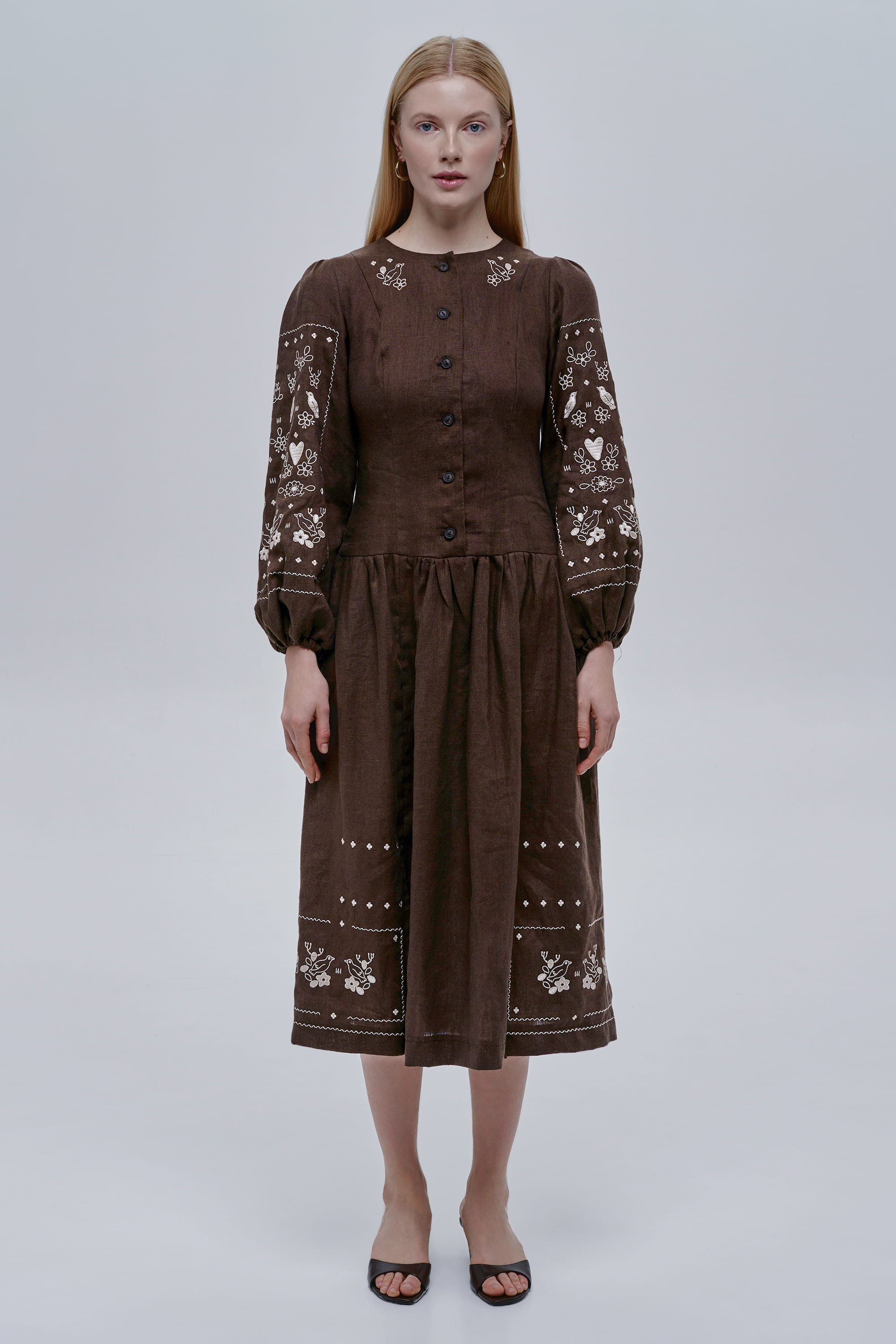 Embroidered brown dress Serdenko
