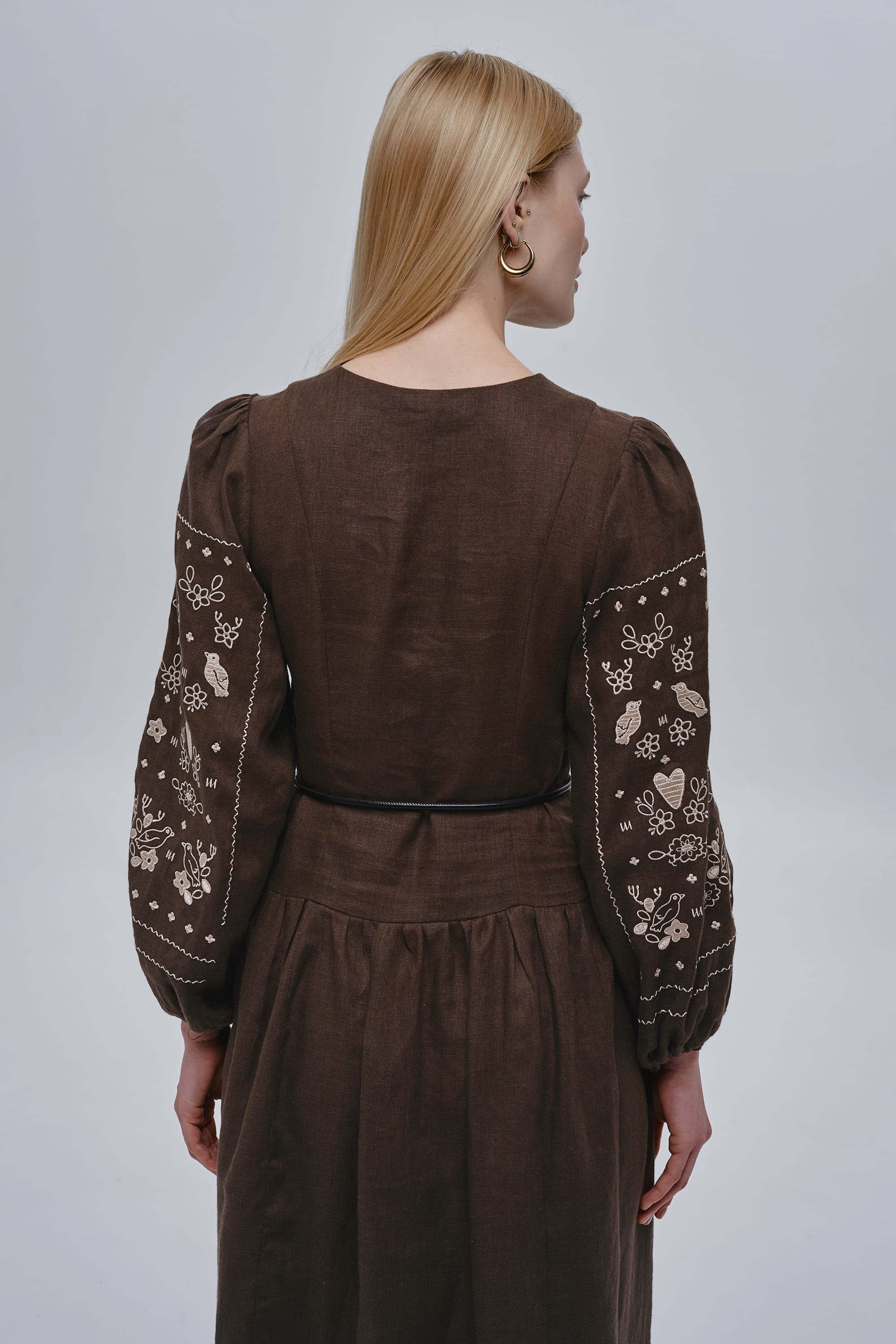 Embroidered brown dress Serdenko