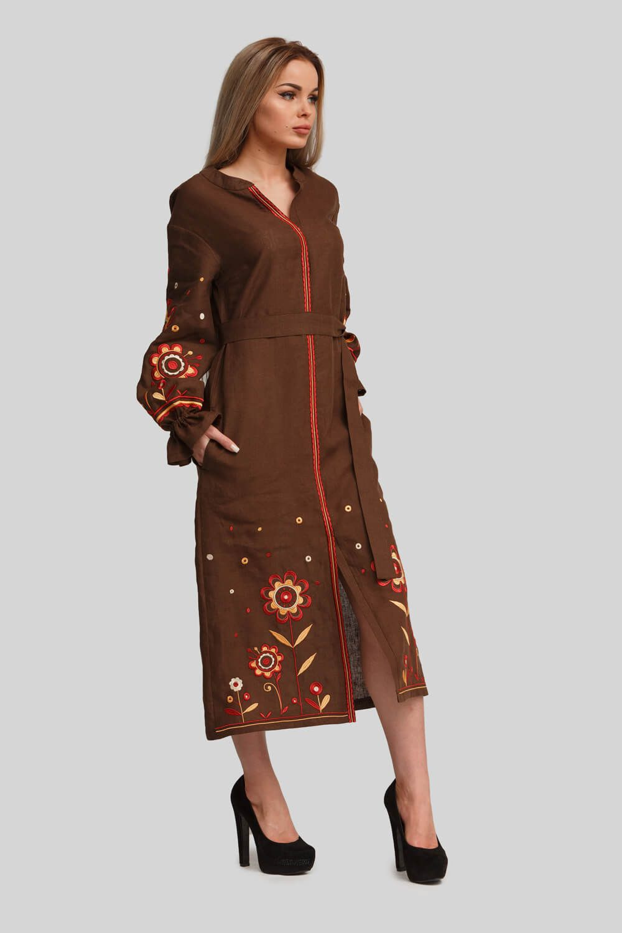 Жіноча вишита сукня Brown 1