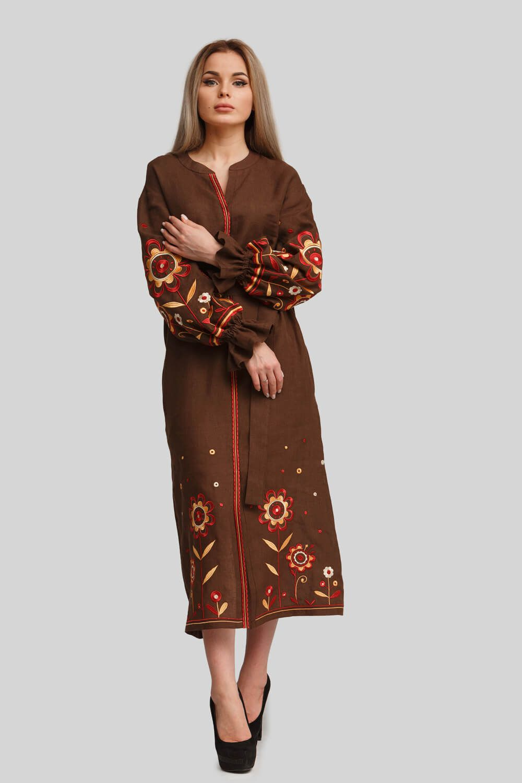 Жіноча вишита сукня Brown 1