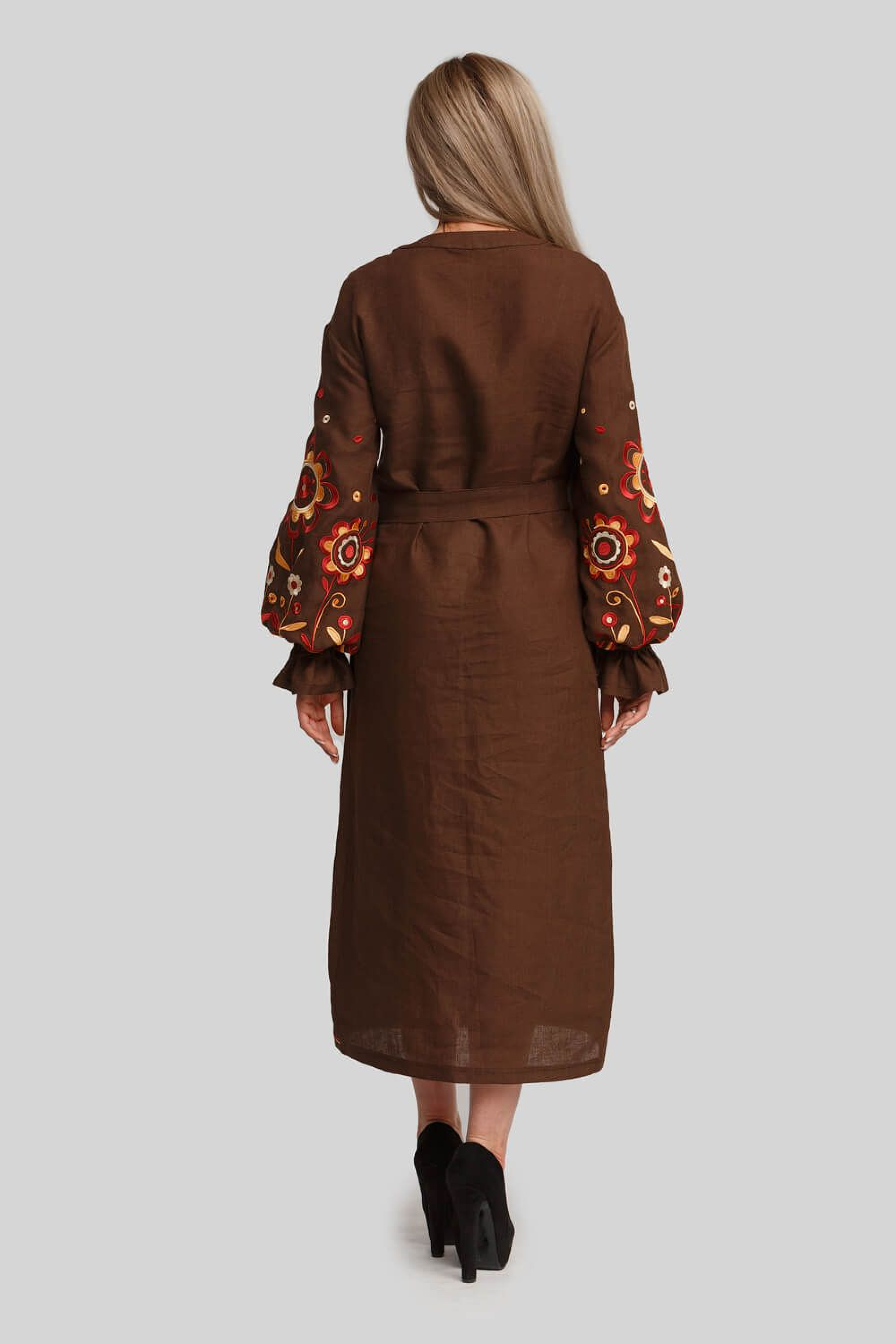 Жіноча вишита сукня Brown 1