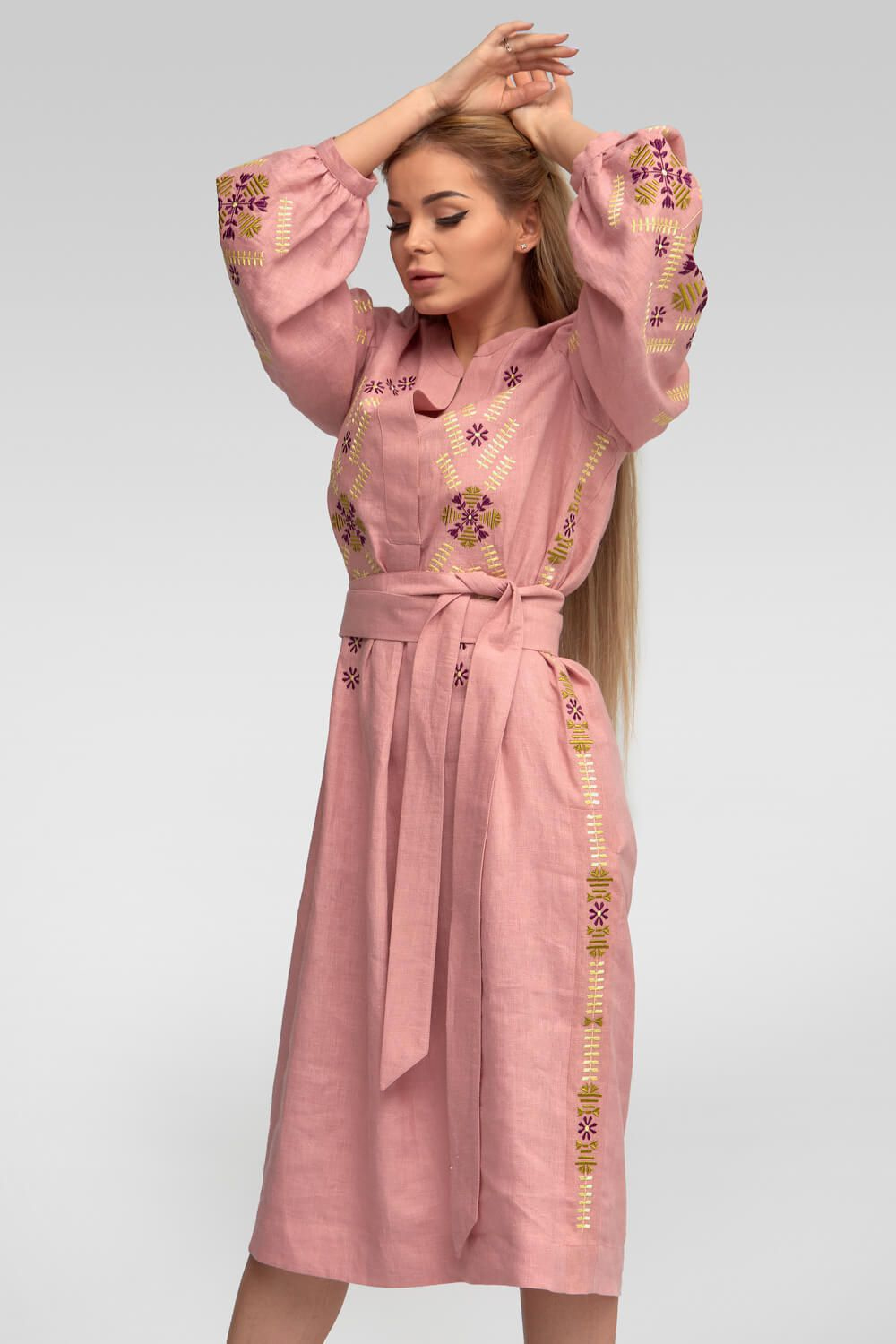 Жіноча вишита сукня Amaranth Pink