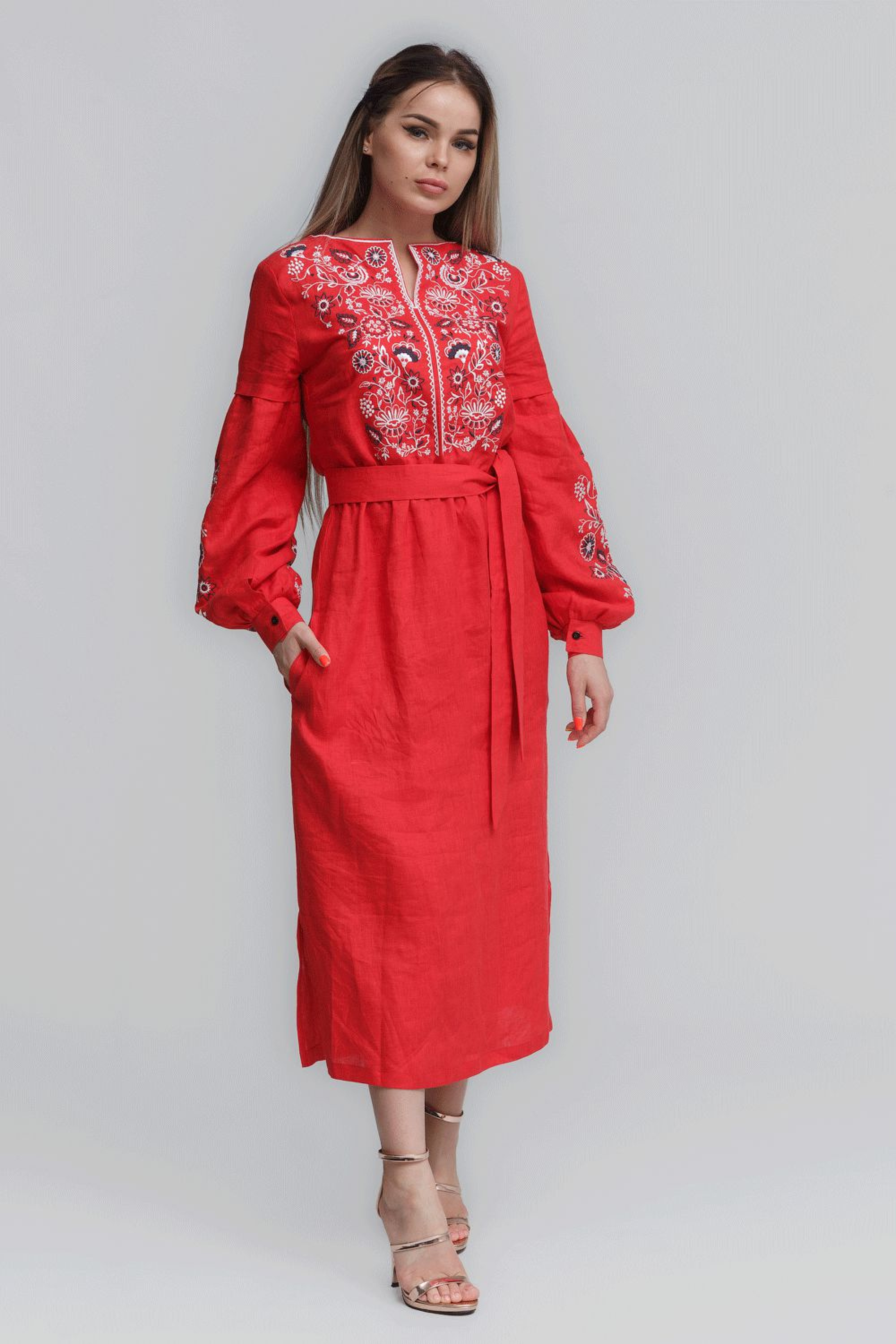 Women's embroidered dress Red