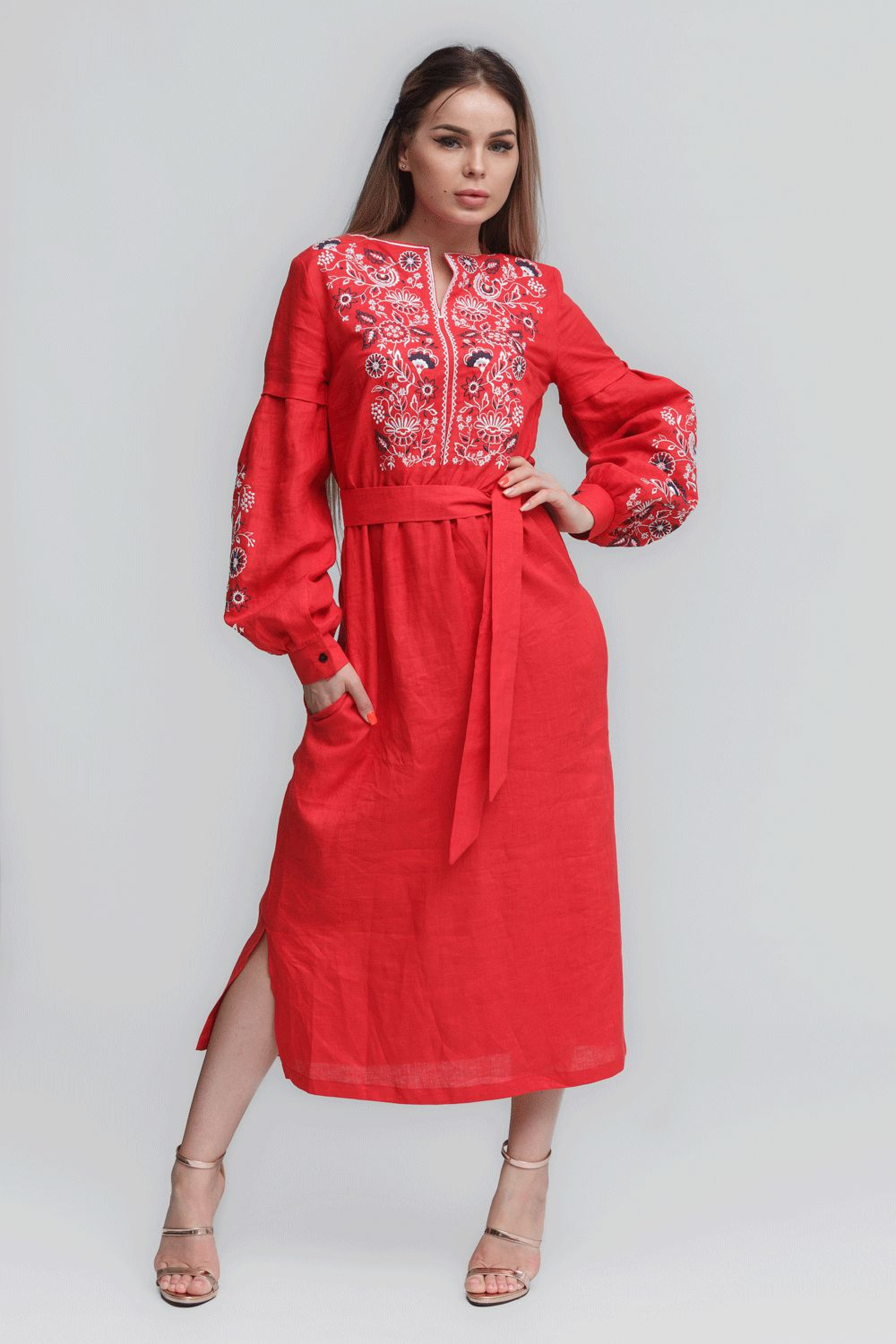 Women's embroidered dress Red | 42