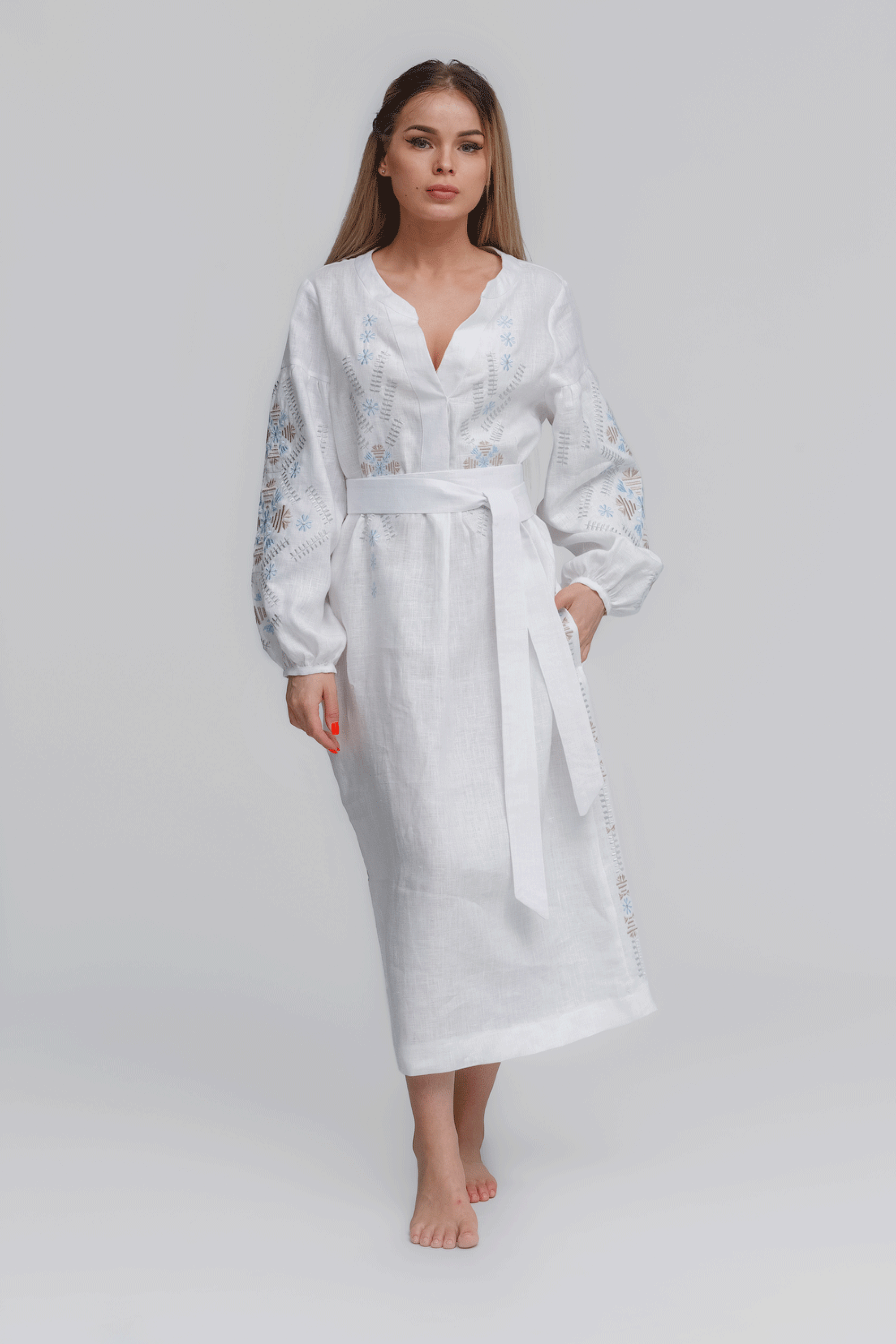 Women's embroidered dress White Trinity