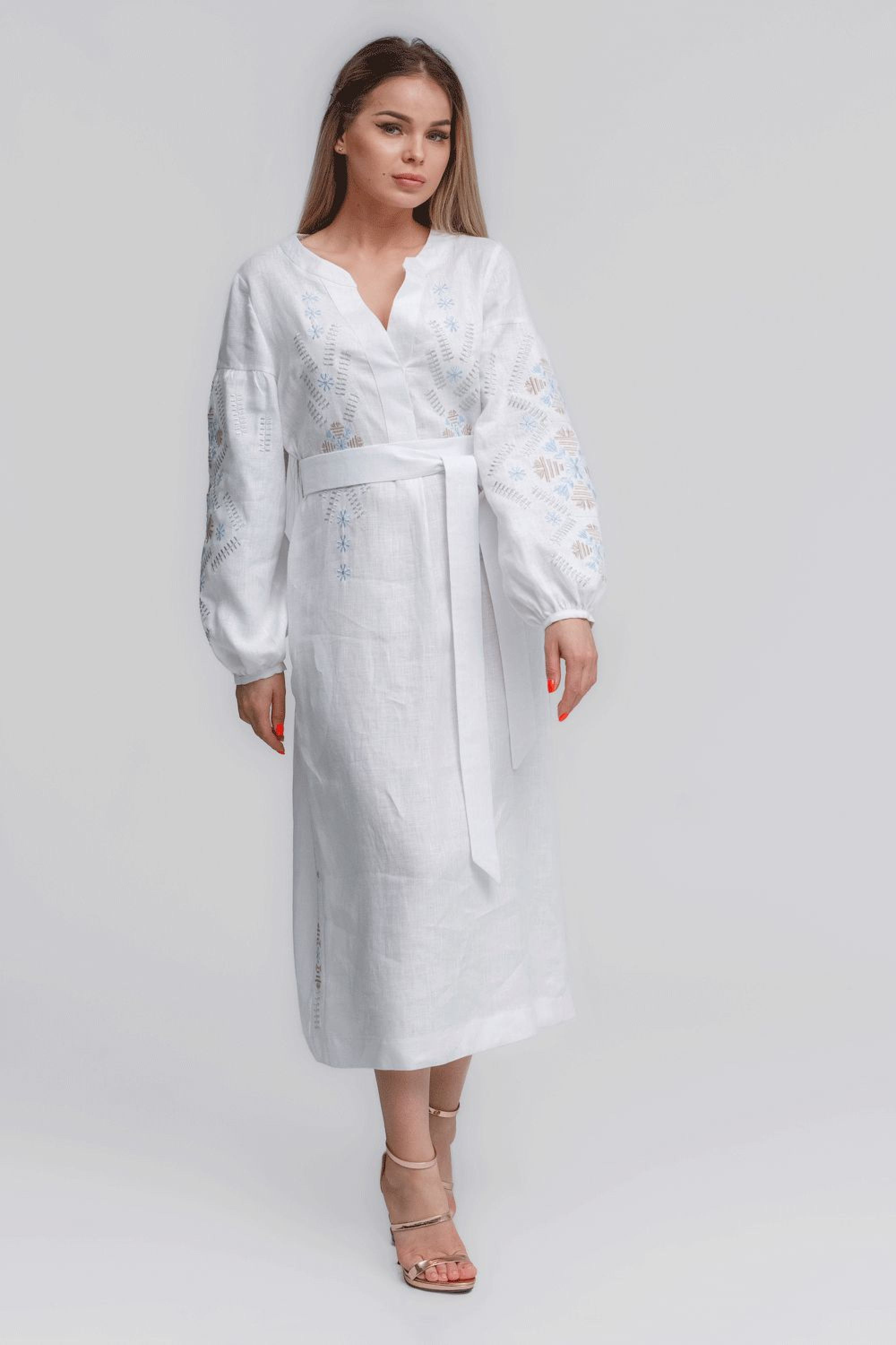 Women's embroidered dress White Trinity