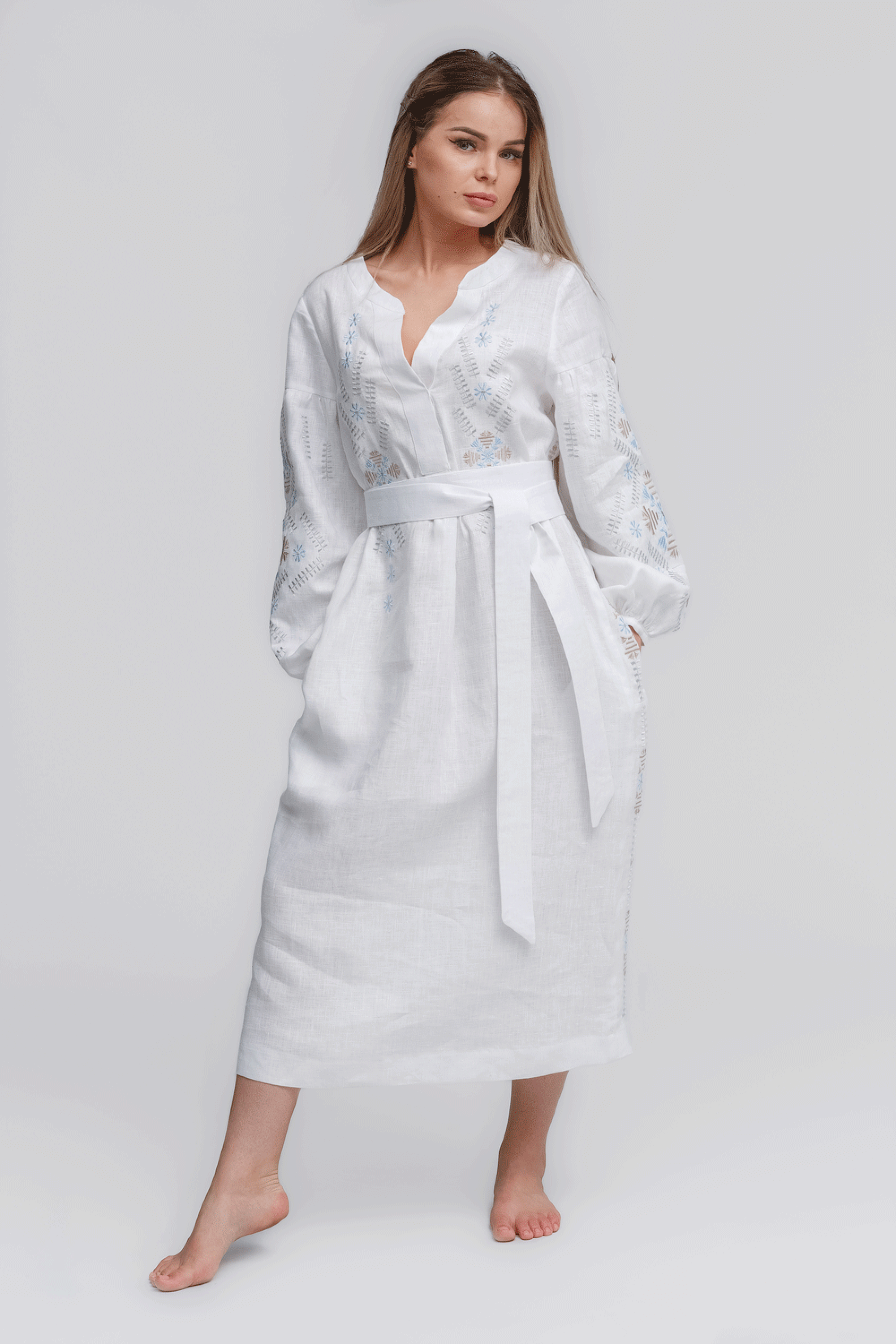 Women's embroidered dress White Trinity | XS | 40-42