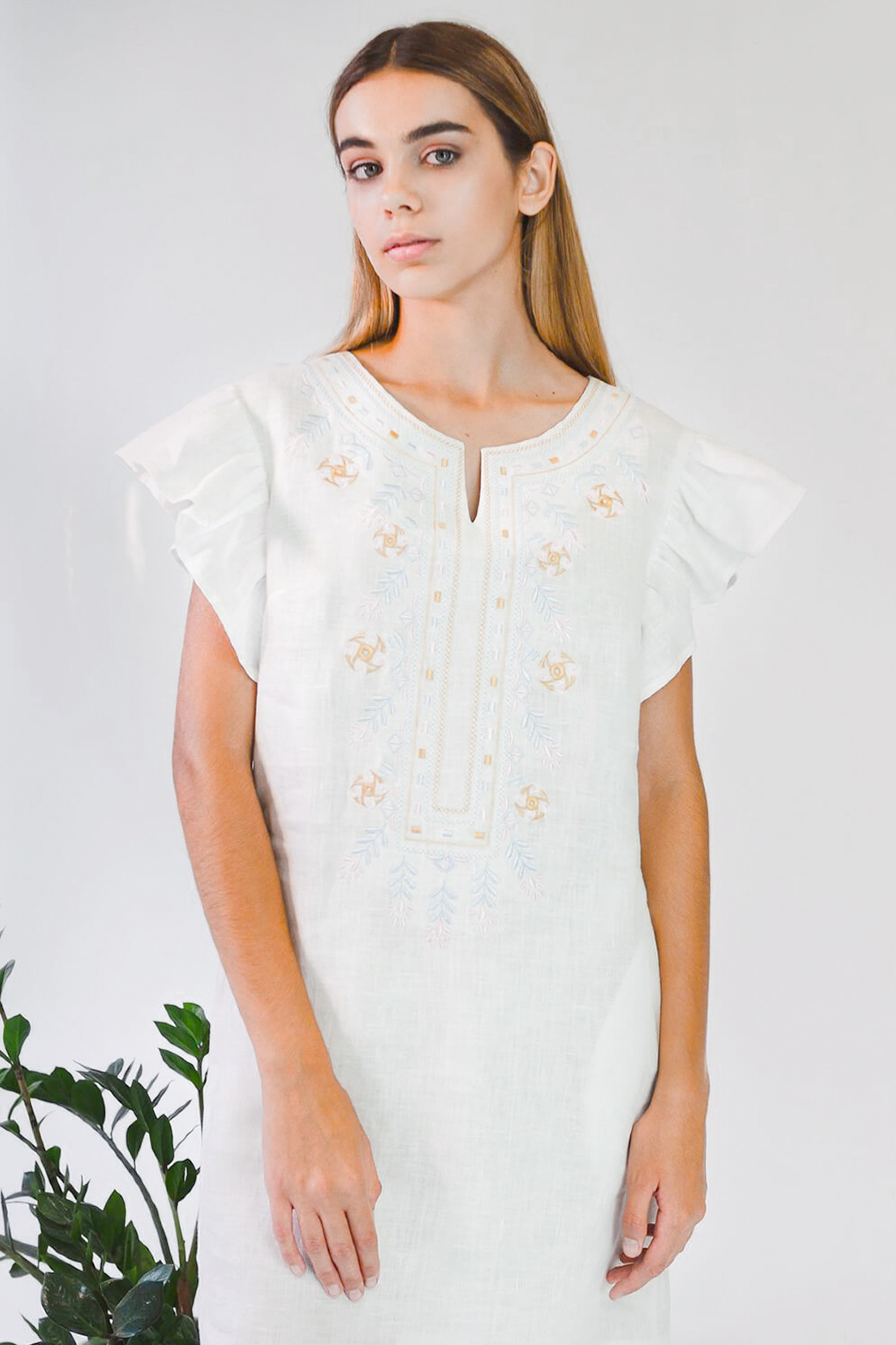 Women's embroidered dress White 2