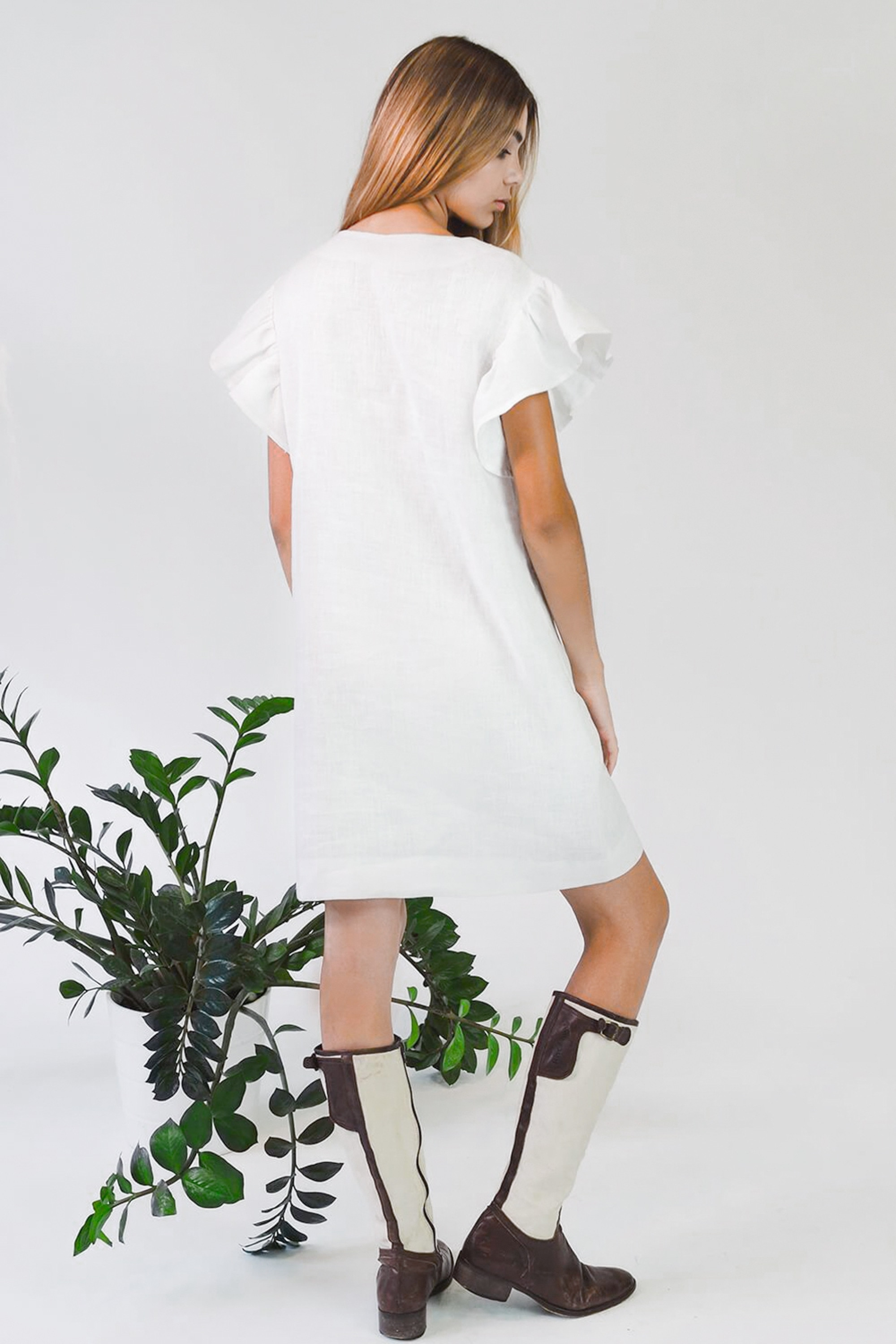 Women's embroidered dress White 2