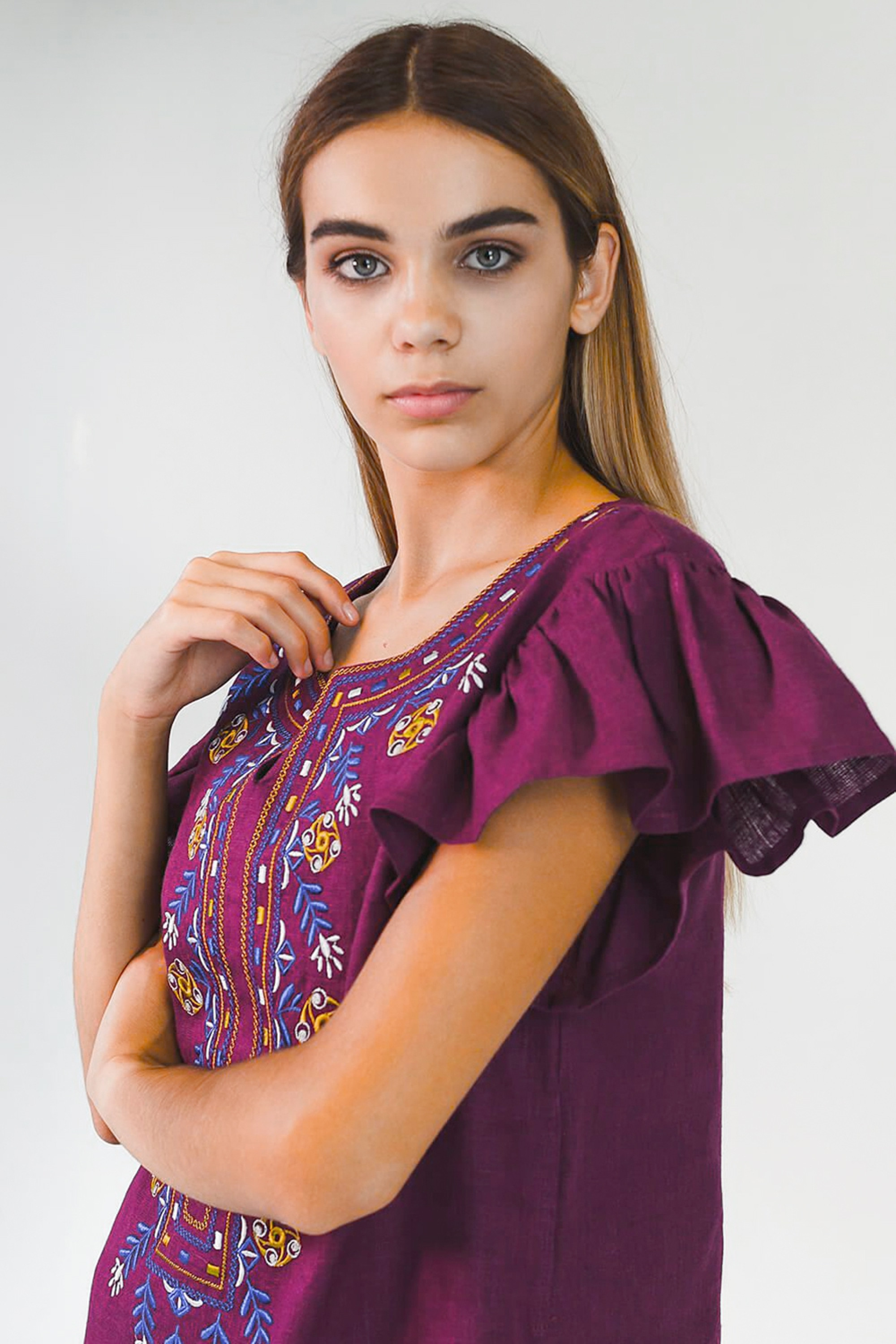 Women's embroidered dress Plum