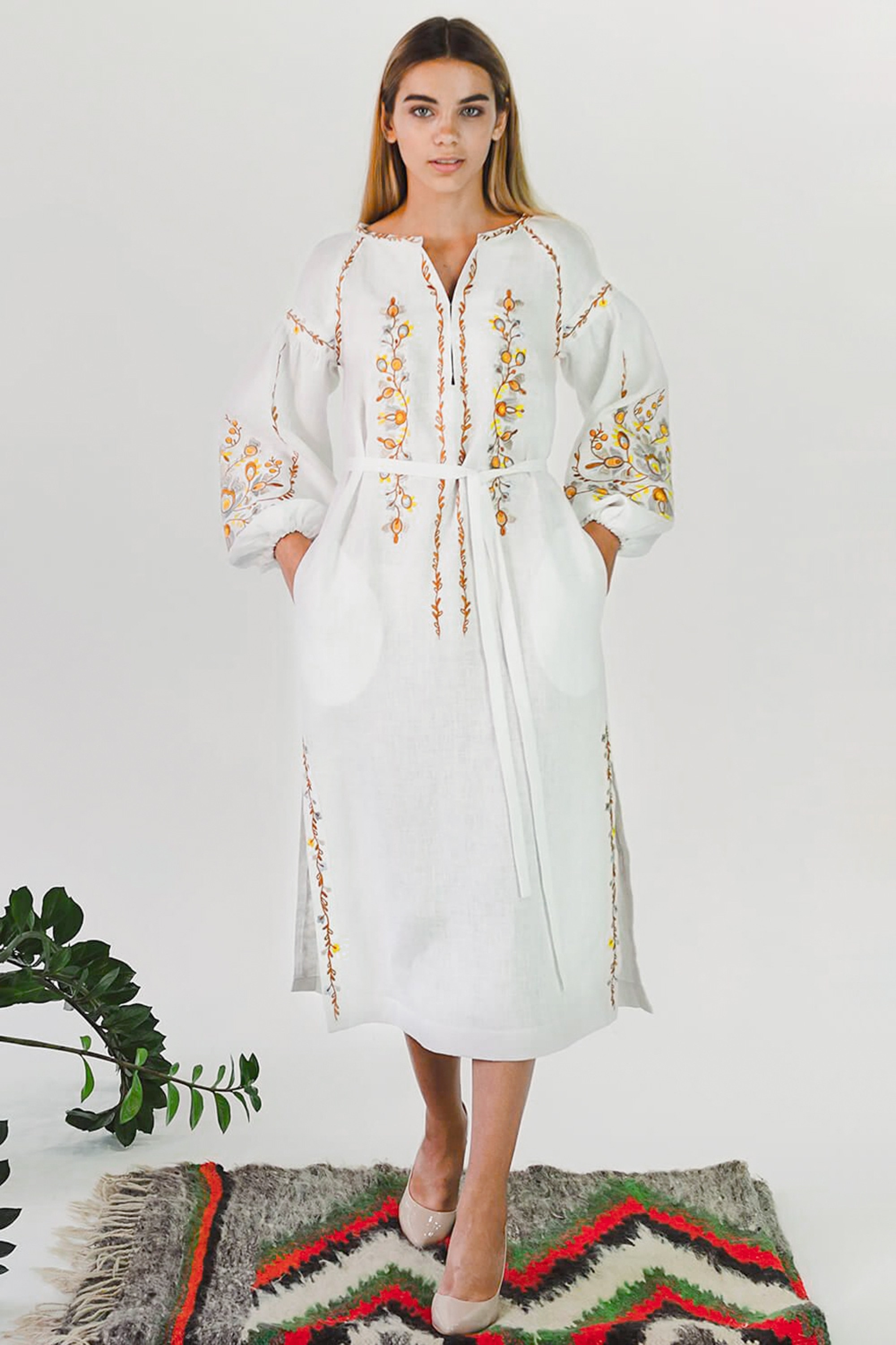 Women's embroidered dress White 3 | S | 42-44