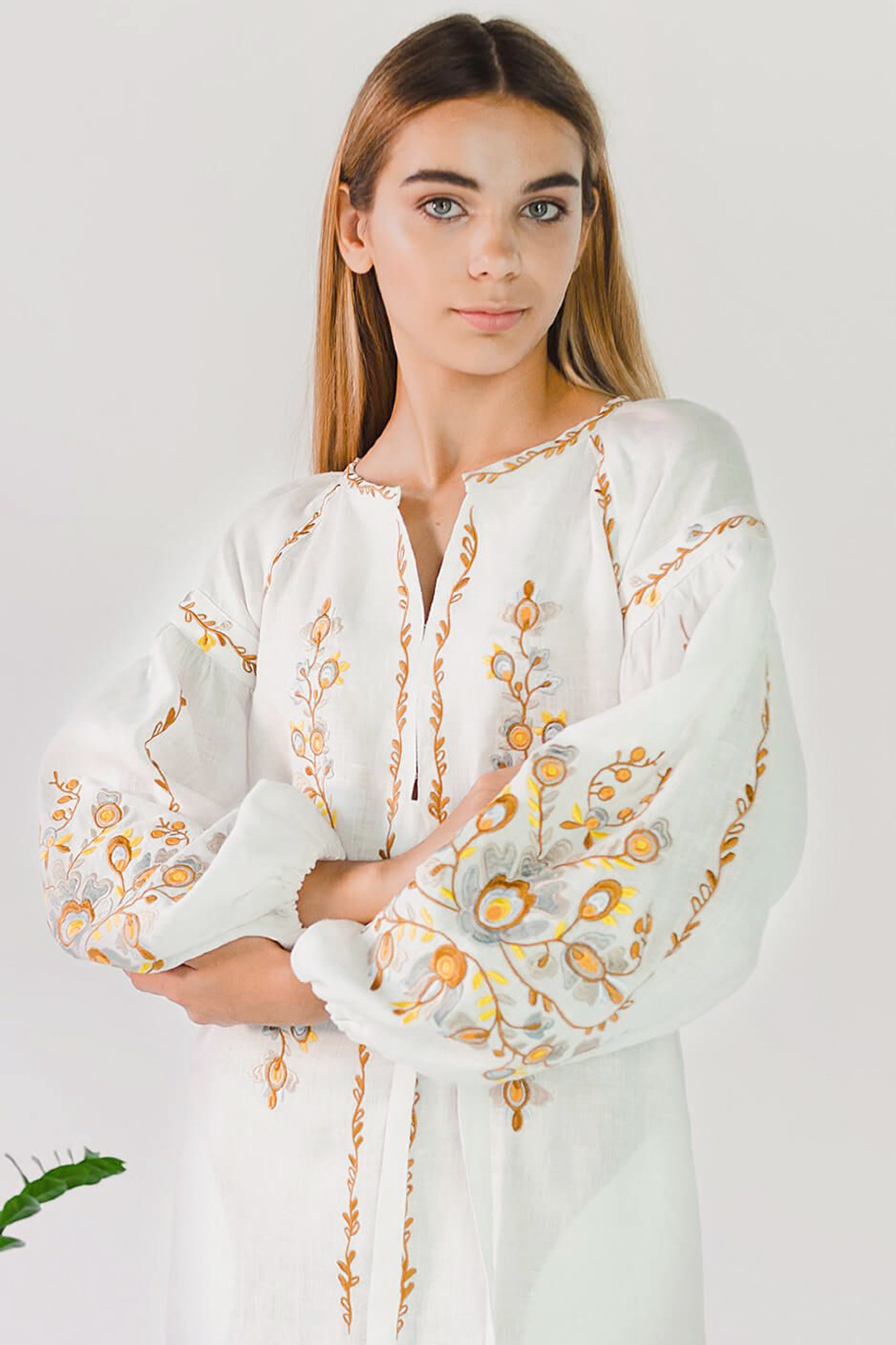 Women's embroidered dress White 3 | S | 42-44