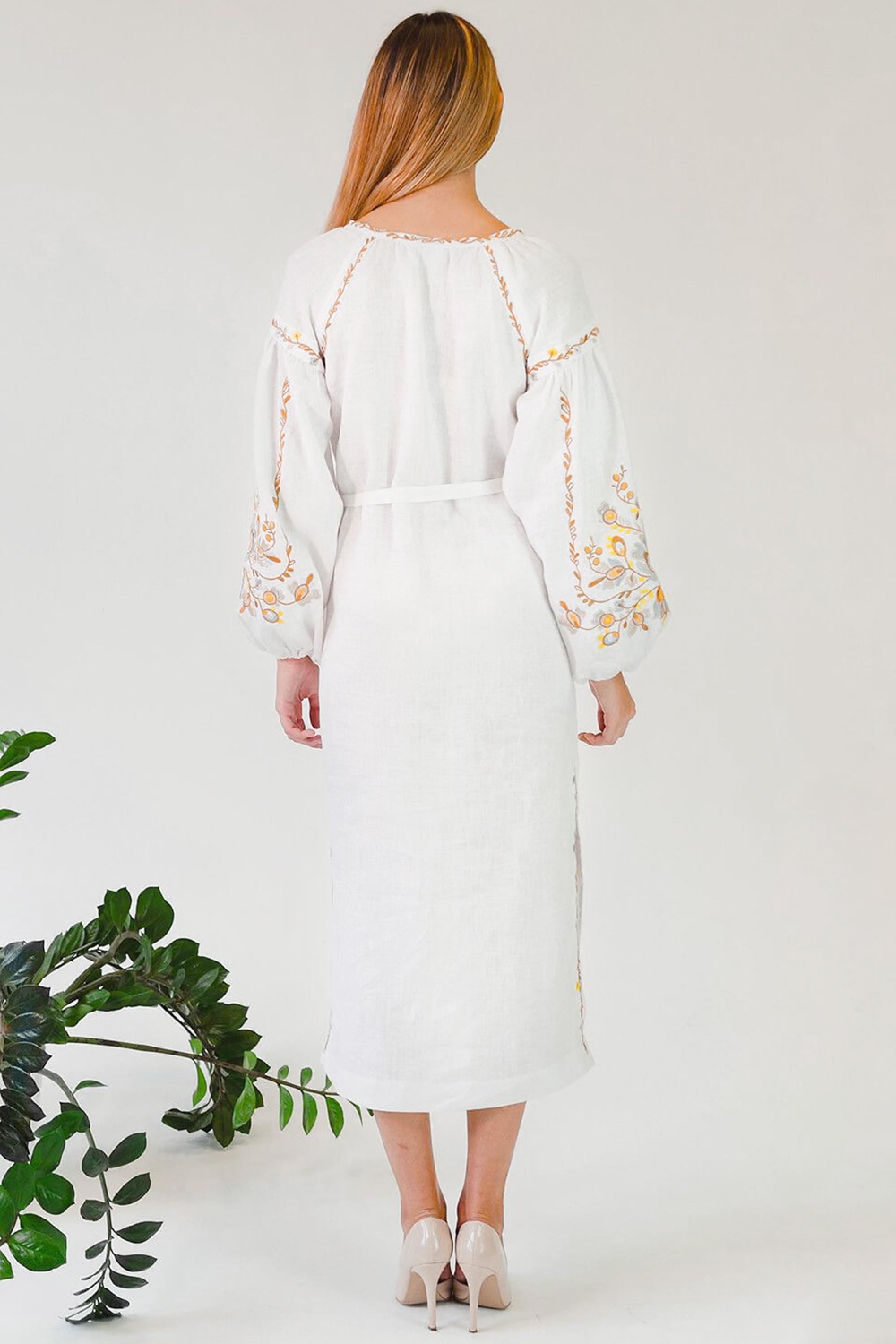 Women's embroidered dress White 3