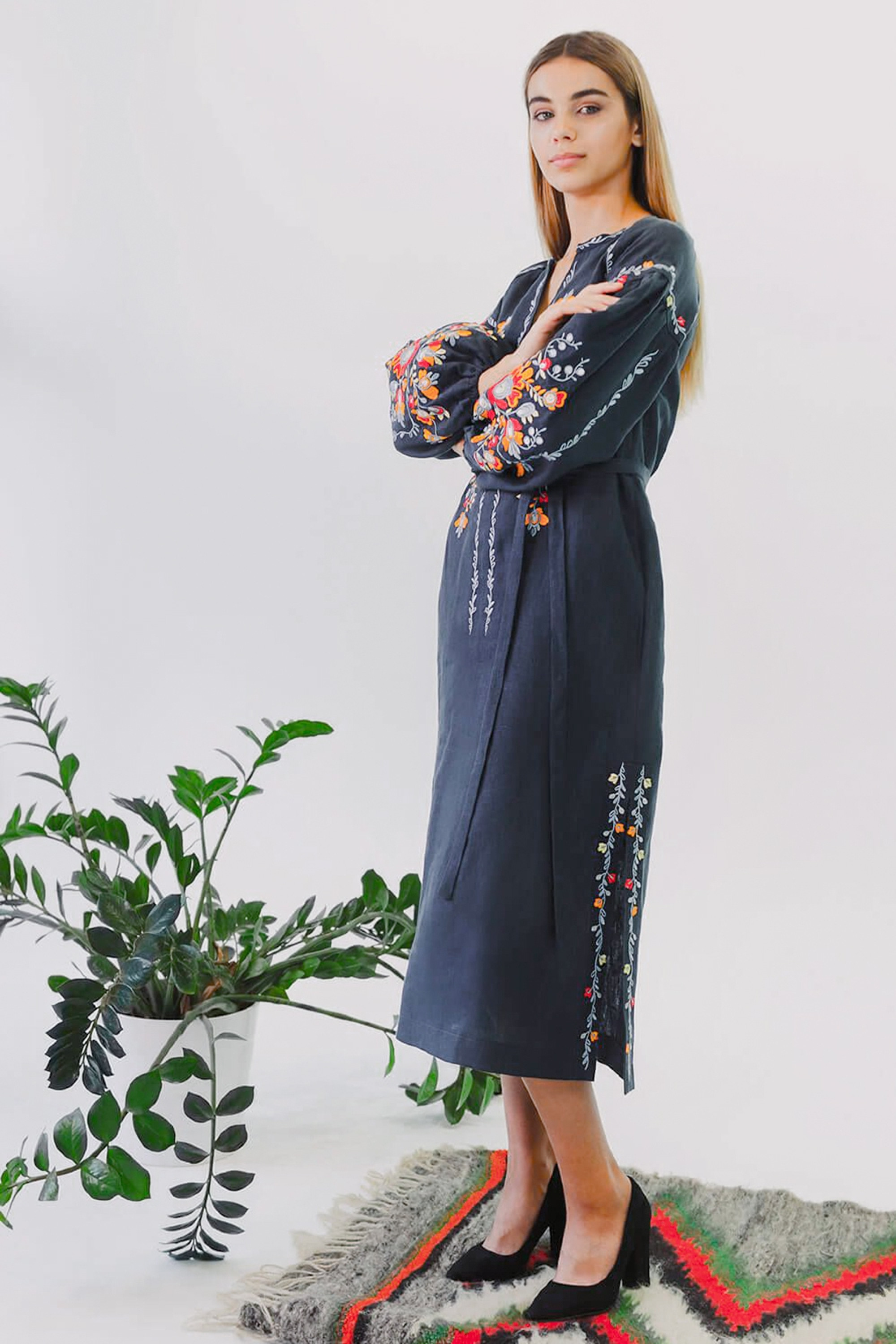 Women's embroidered dress Gray 2
