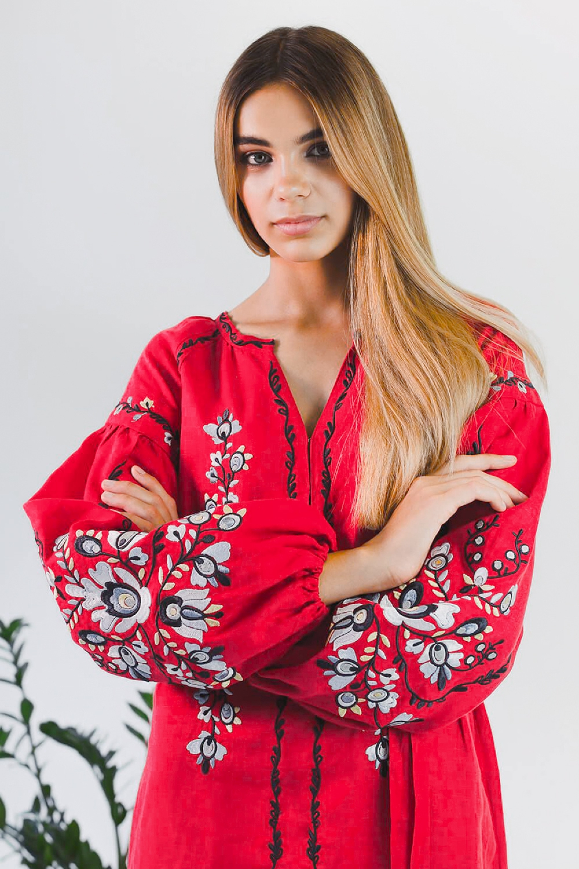 Women's embroidered dress Red 2 | M | 44-46