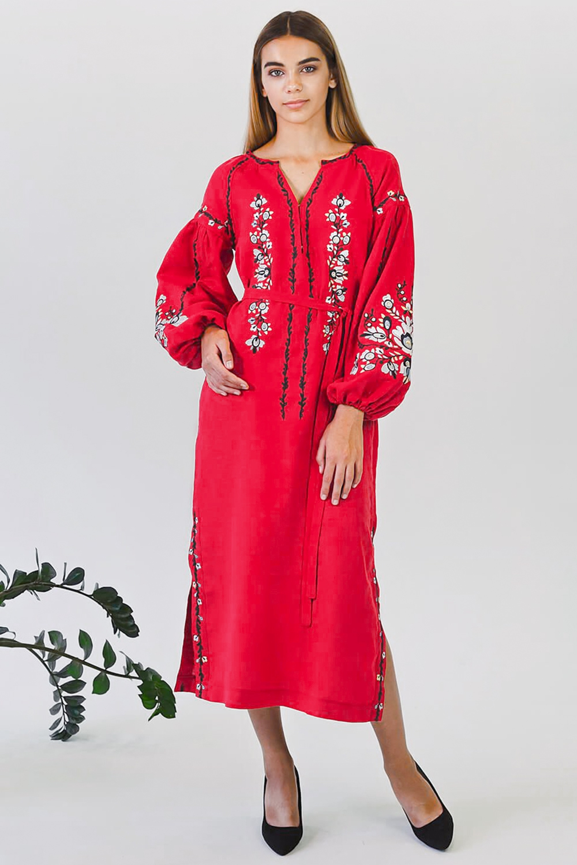 Women's embroidered dress Red 2